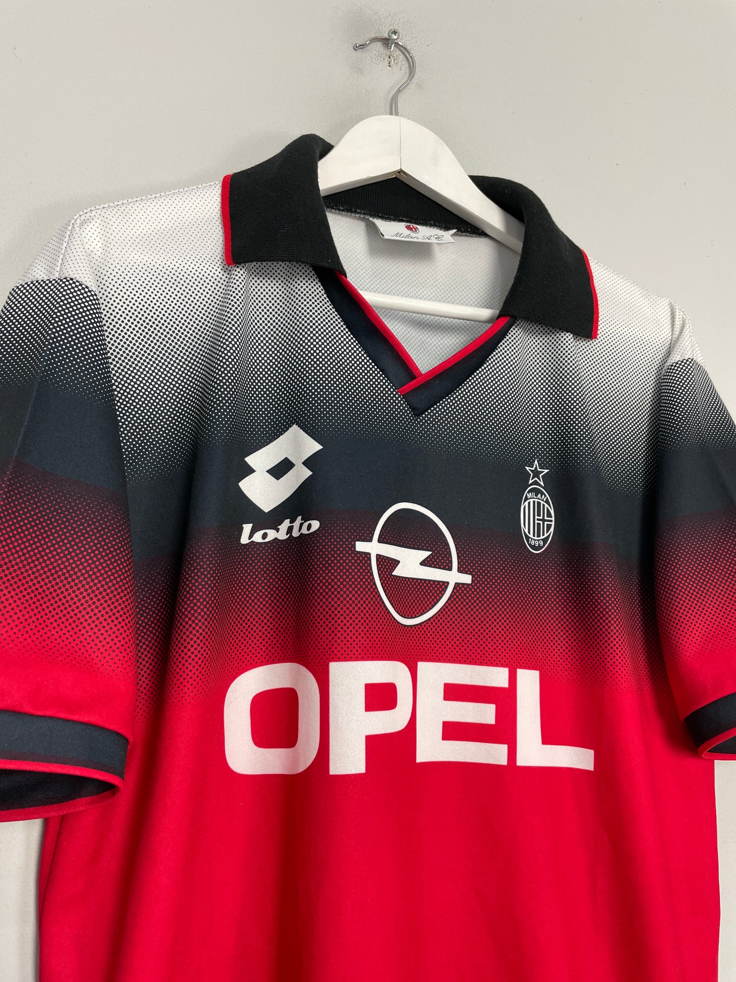 1995/96 AC MILAN TRAINING SHIRT (XL) LOTTO