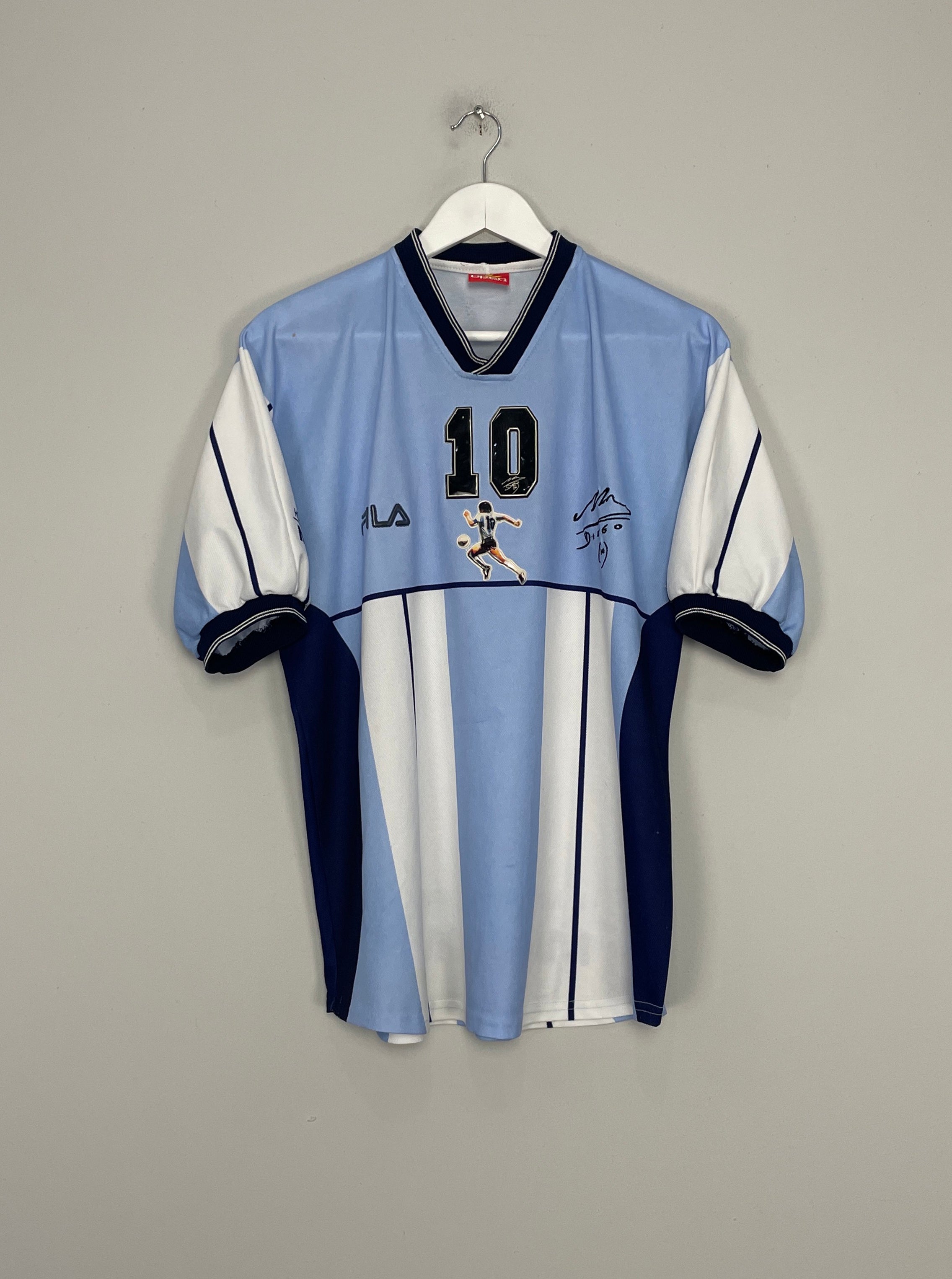 Shop 2001 ARGENTINA MARADONA #10 TESTIMONIAL SHIRT (M) FILA, classic football shirts, vintage football shirts & retro soccer jerseys at Cult Kits