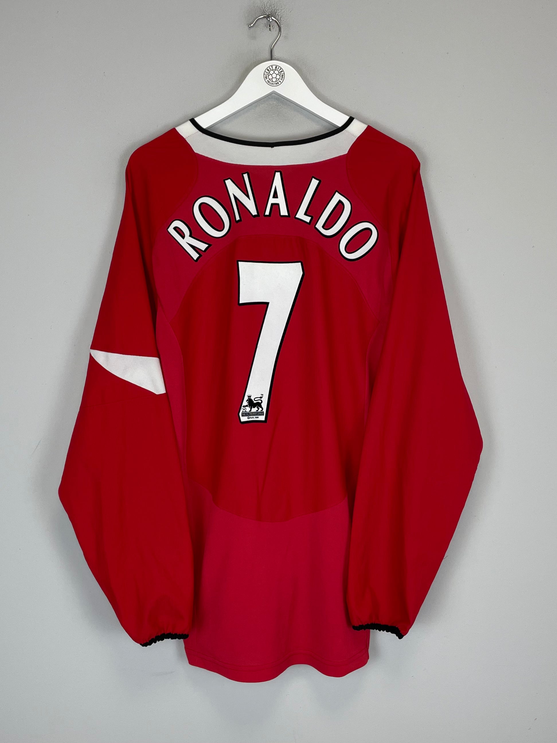 Shop 2004/05 MANCHESTER UNITED RONALDO #7 L/S HOME SHIRT (L) NIKE, classic football shirts, vintage football shirts & retro soccer jerseys at Cult Kits