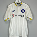 Shop 1996/98 LEEDS UNITED HASSELBAINK #9 HOME SHIRT (M) PUMA, classic football shirts, vintage football shirts & retro soccer jerseys at Cult Kits