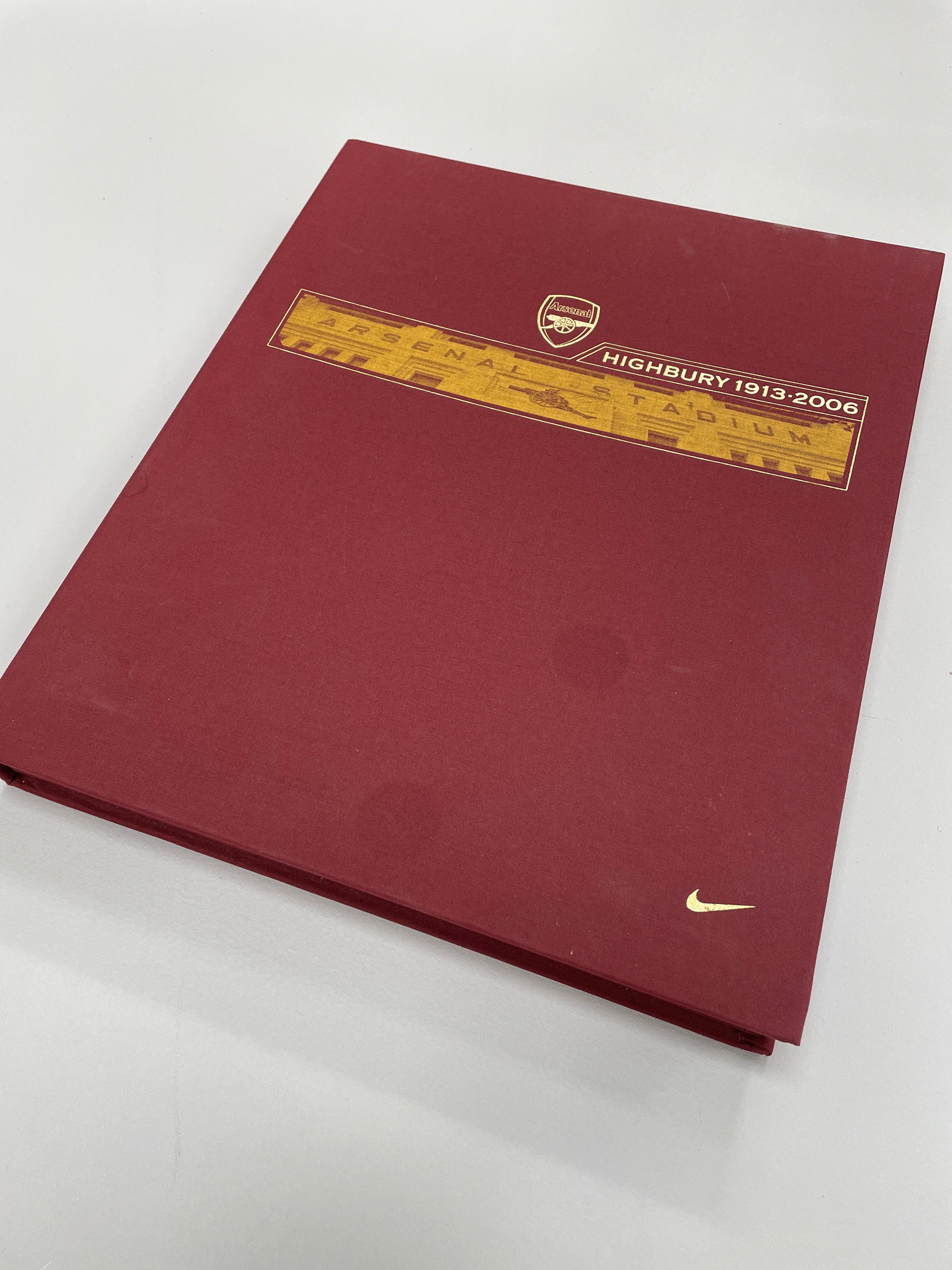 Shop 2006 ARSENAL LTD EDITION BOXED HOME SHIRT (L) NIKE, classic football shirts, vintage football shirts & retro soccer jerseys at Cult Kits
