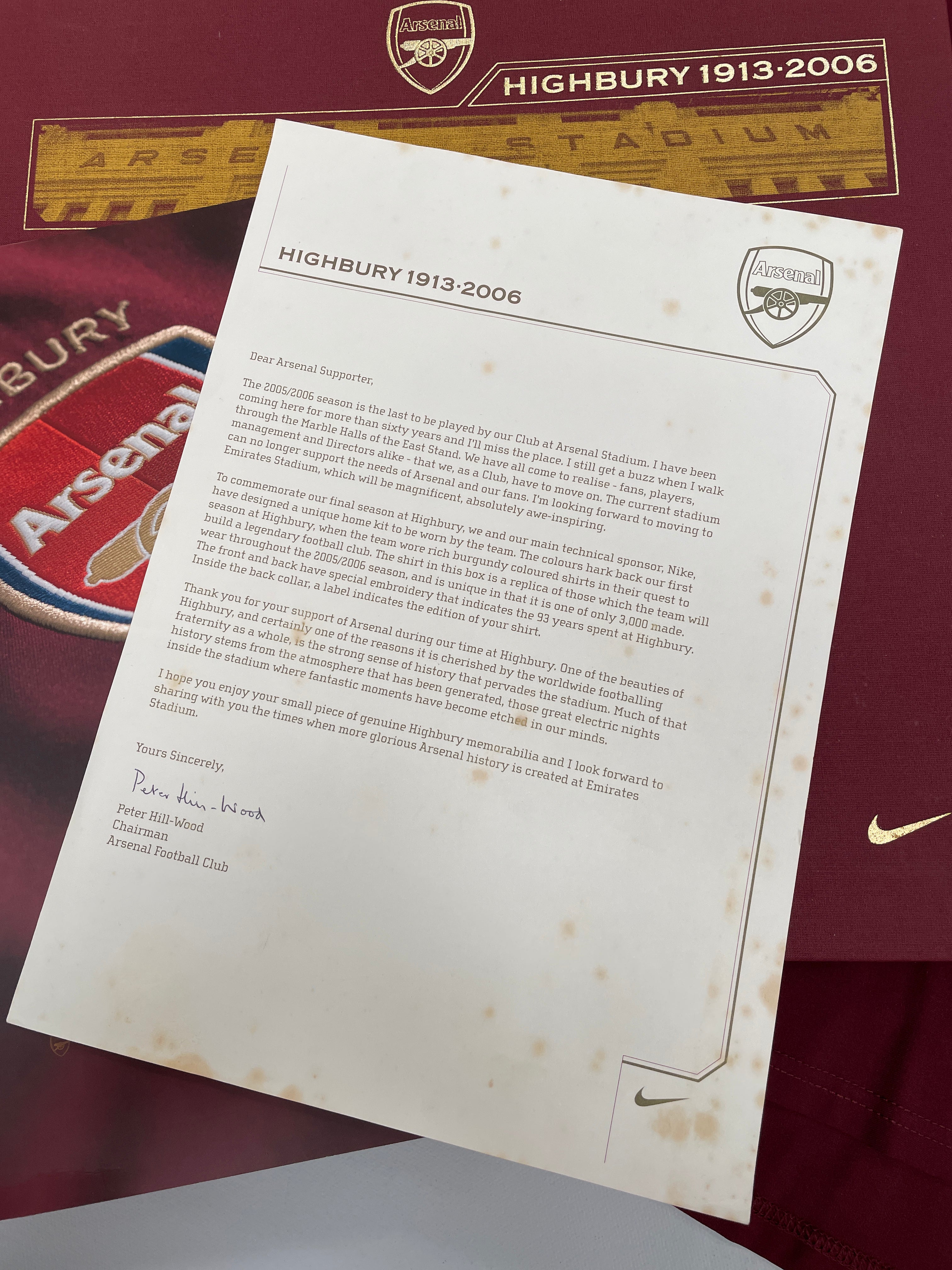 Shop 2006 ARSENAL LTD EDITION BOXED HOME SHIRT (L) NIKE, classic football shirts, vintage football shirts & retro soccer jerseys at Cult Kits