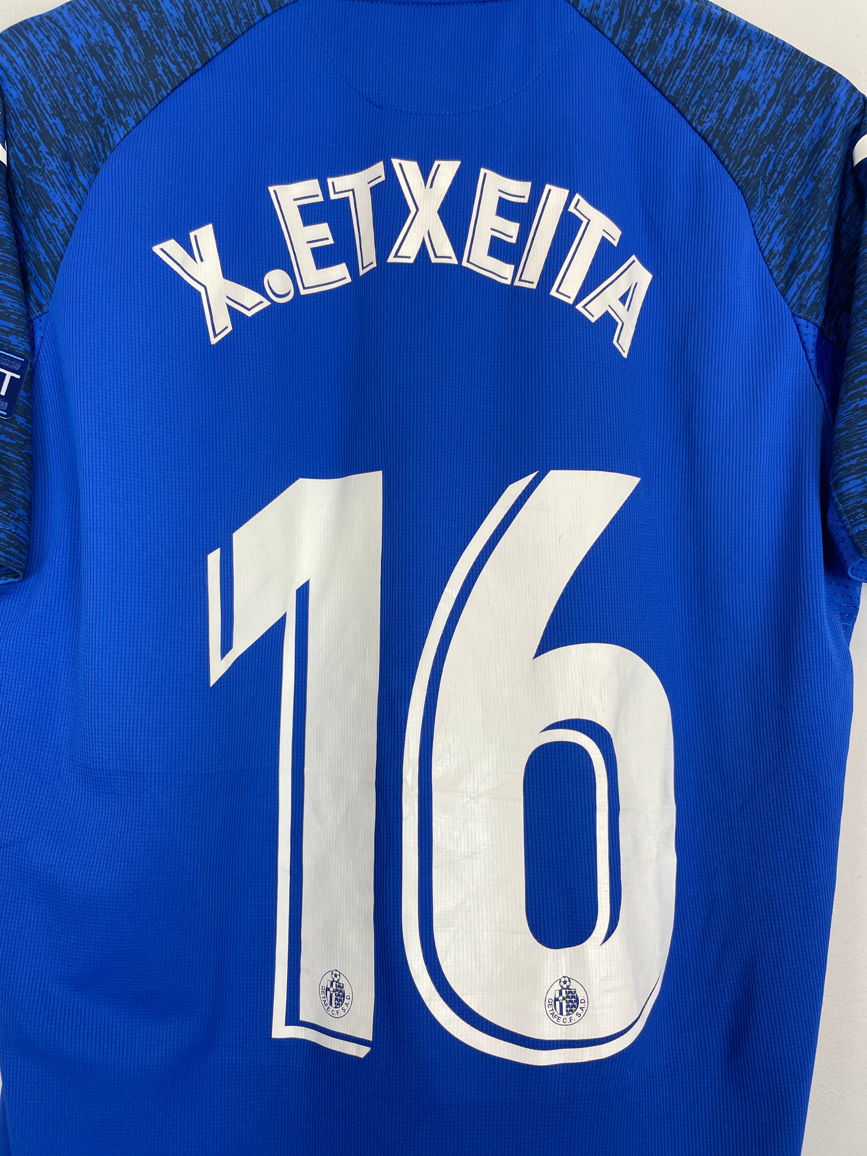 Shop 2019/20 GETAFE ETXEITA #16 E/L HOME SHIRT (M) JOMA, classic football shirts, vintage football shirts & retro soccer jerseys at Cult Kits