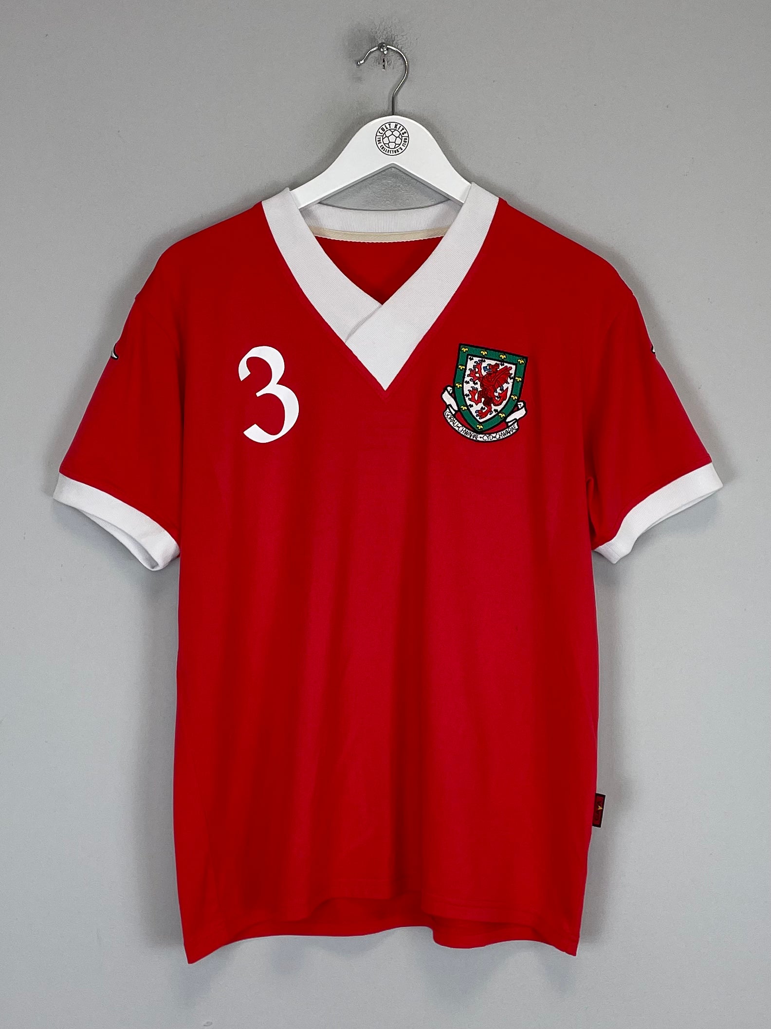 Shop 2006/07 WALES BALE #3 HOME SHIRT (XL) KAPPA, classic football shirts, vintage football shirts & retro soccer jerseys at Cult Kits