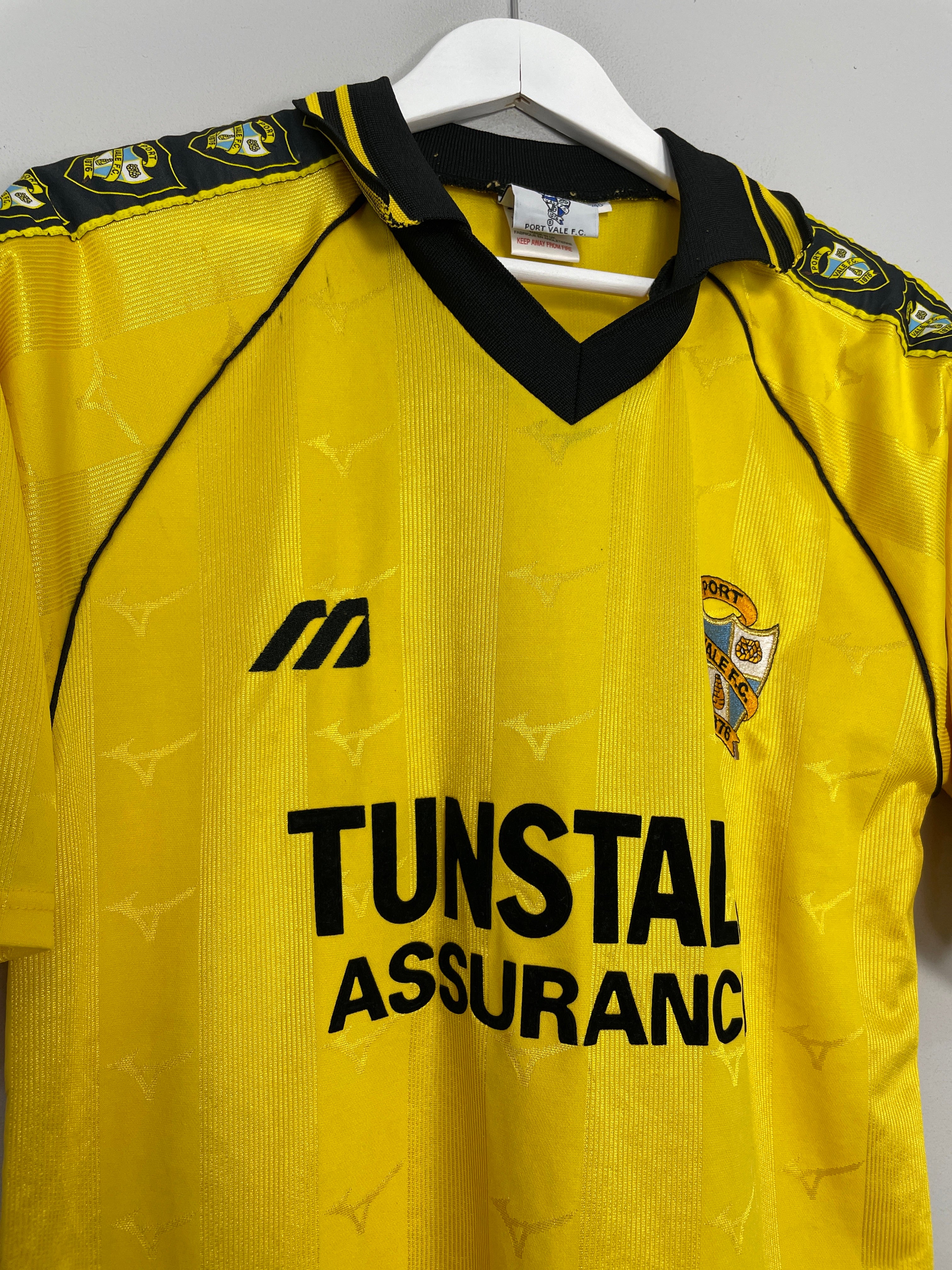 Shop 1998/00 PORT VALE AWAY SHIRT (M) MIZUNO, classic football shirts, vintage football shirts & retro soccer jerseys at Cult Kits