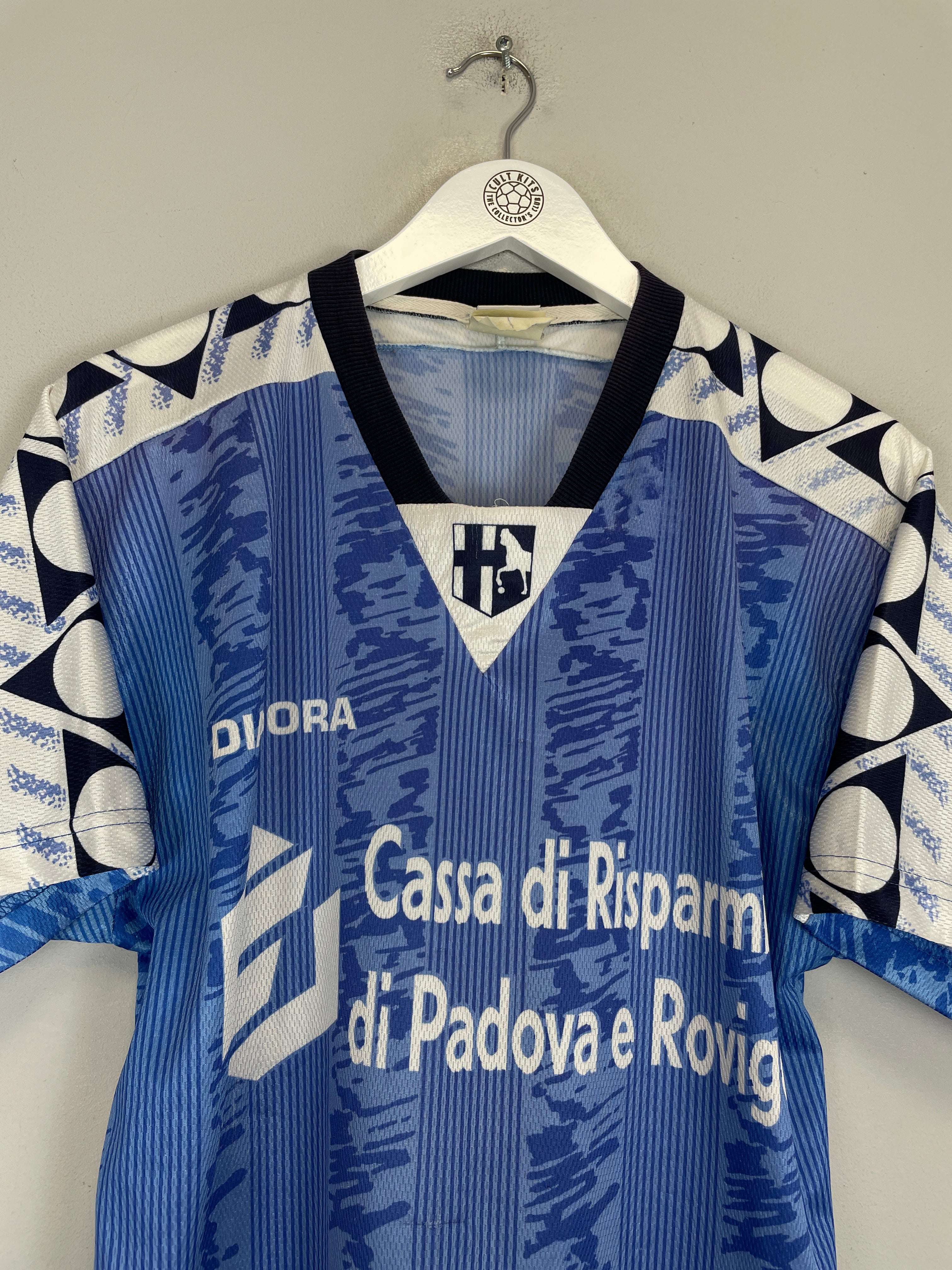 Shop 1994/95 PADOVA TRAINING SHIRT (S) DIADORA, classic football shirts, vintage football shirts & retro soccer jerseys at Cult Kits