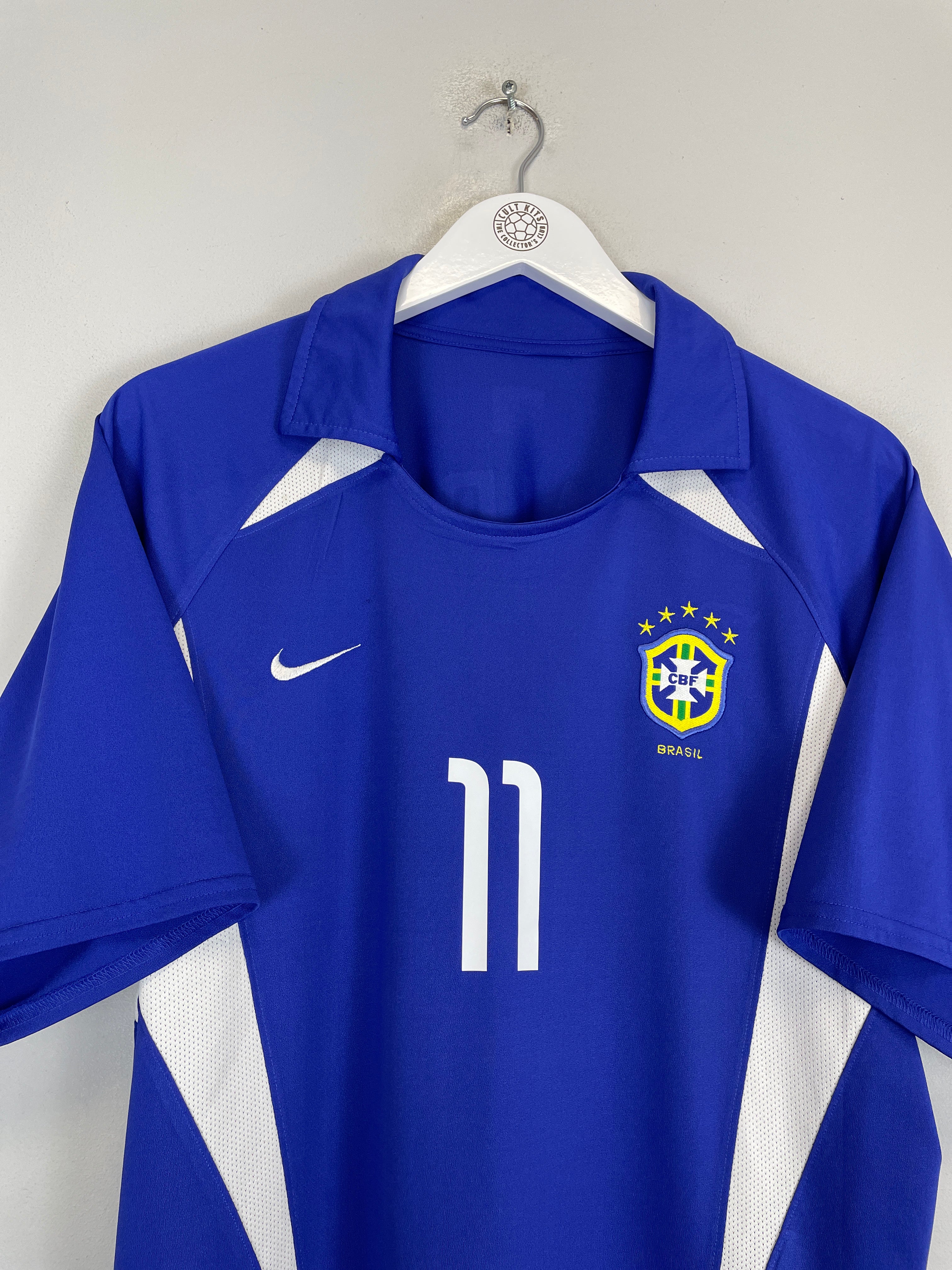 Shop 2002/04 BRAZIL RONALDINHO #11 AWAY SHIRT (M) NIKE, classic football shirts, vintage football shirts & retro soccer jerseys at Cult Kits