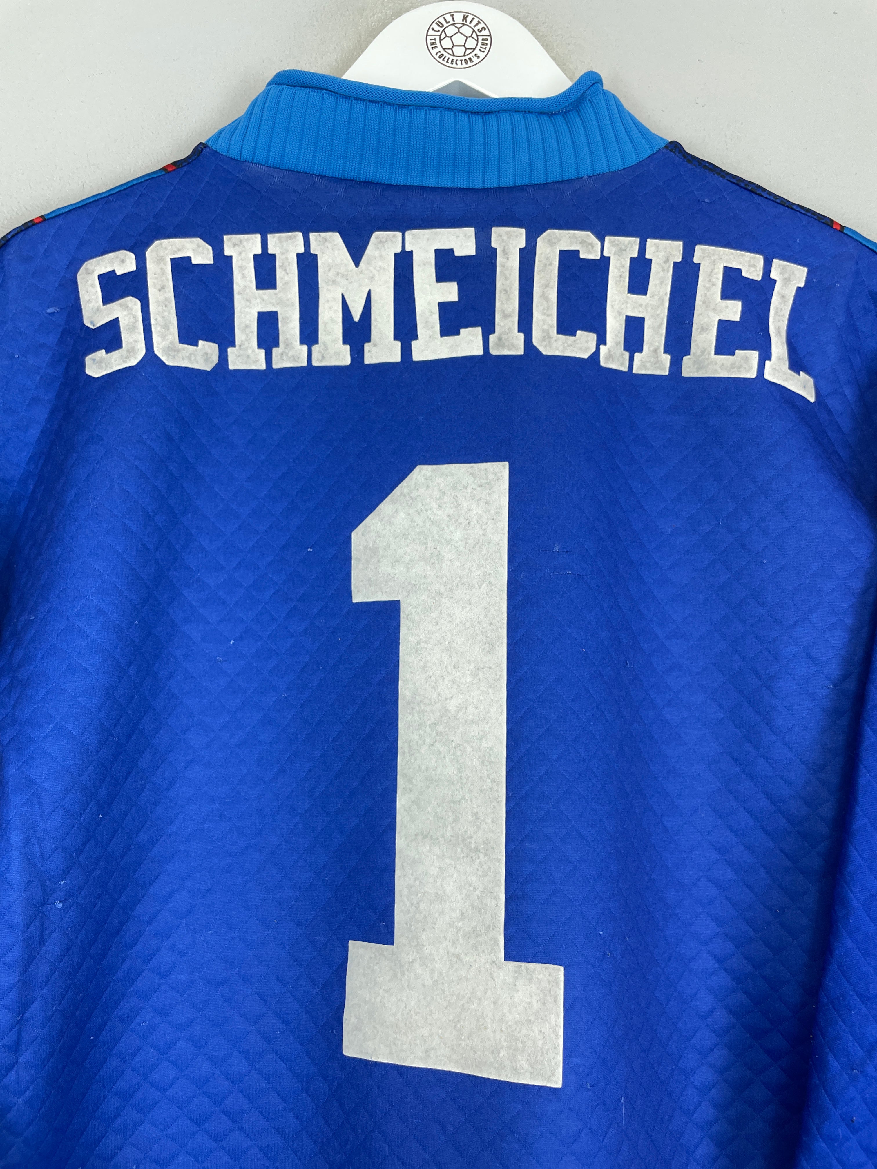 Shop 1995/97 MANCHESTER UNITED SCHMEICHEL #1 GK SHIRT (M) UMBRO, classic football shirts, vintage football shirts & retro soccer jerseys at Cult Kits