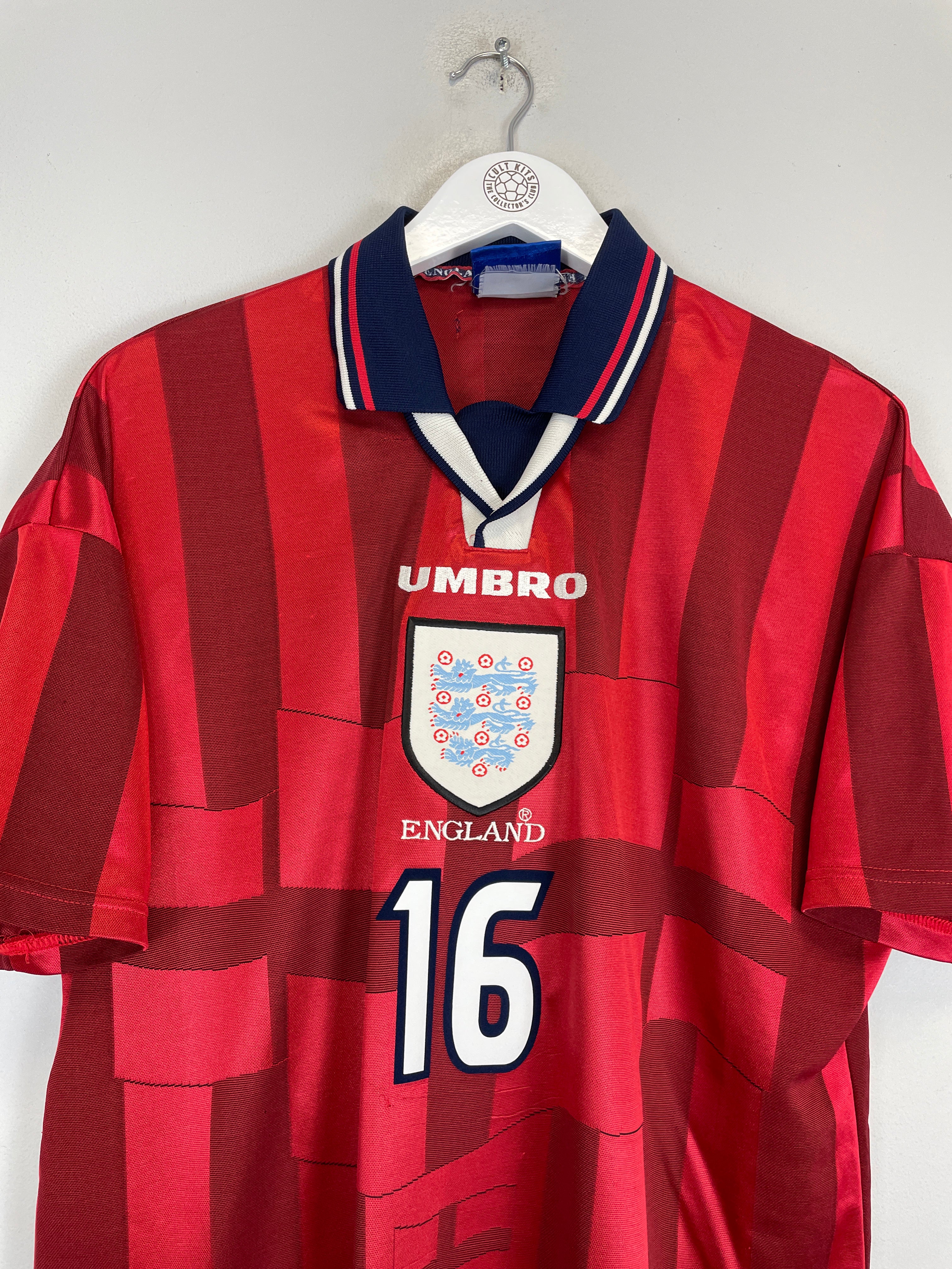 Shop 1997/99 ENGLAND SCHOLES #16 AWAY SHIRT (L) UMBRO, classic football shirts, vintage football shirts & retro soccer jerseys at Cult Kits