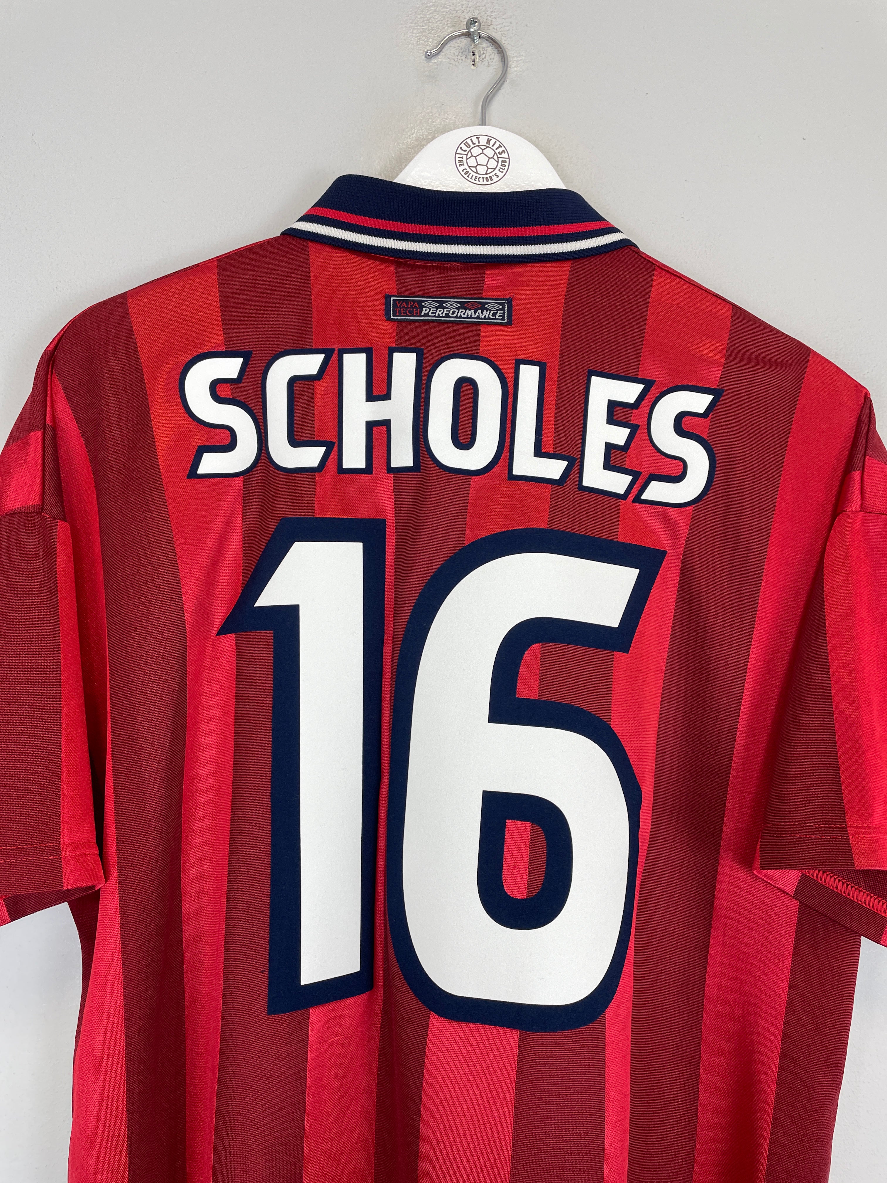 Shop 1997/99 ENGLAND SCHOLES #16 AWAY SHIRT (L) UMBRO, classic football shirts, vintage football shirts & retro soccer jerseys at Cult Kits
