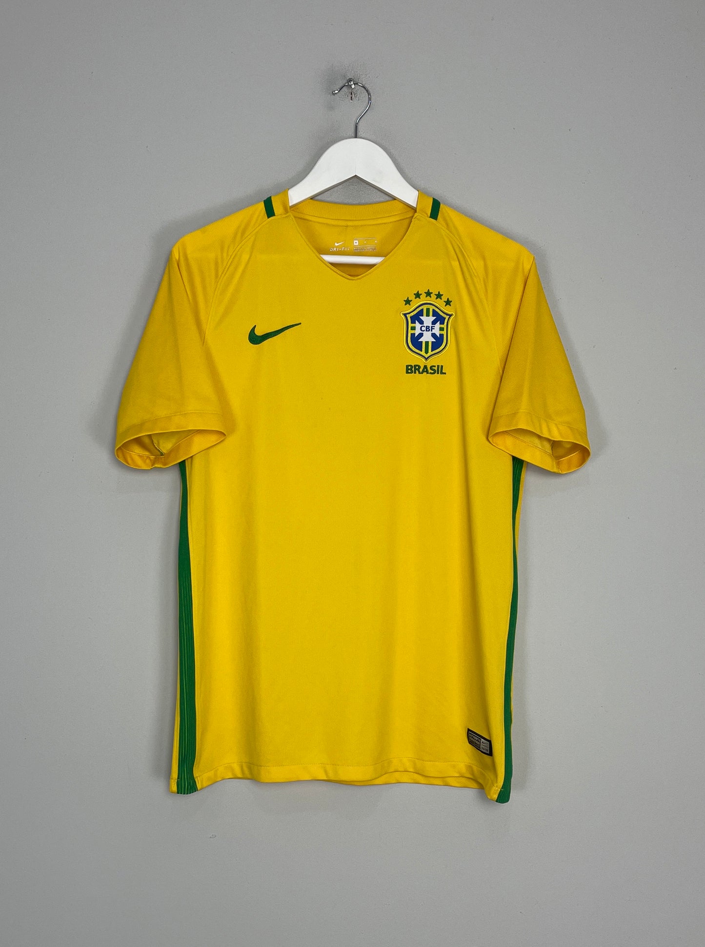 2016/17 BRAZIL HOME SHIRT (M) NIKE