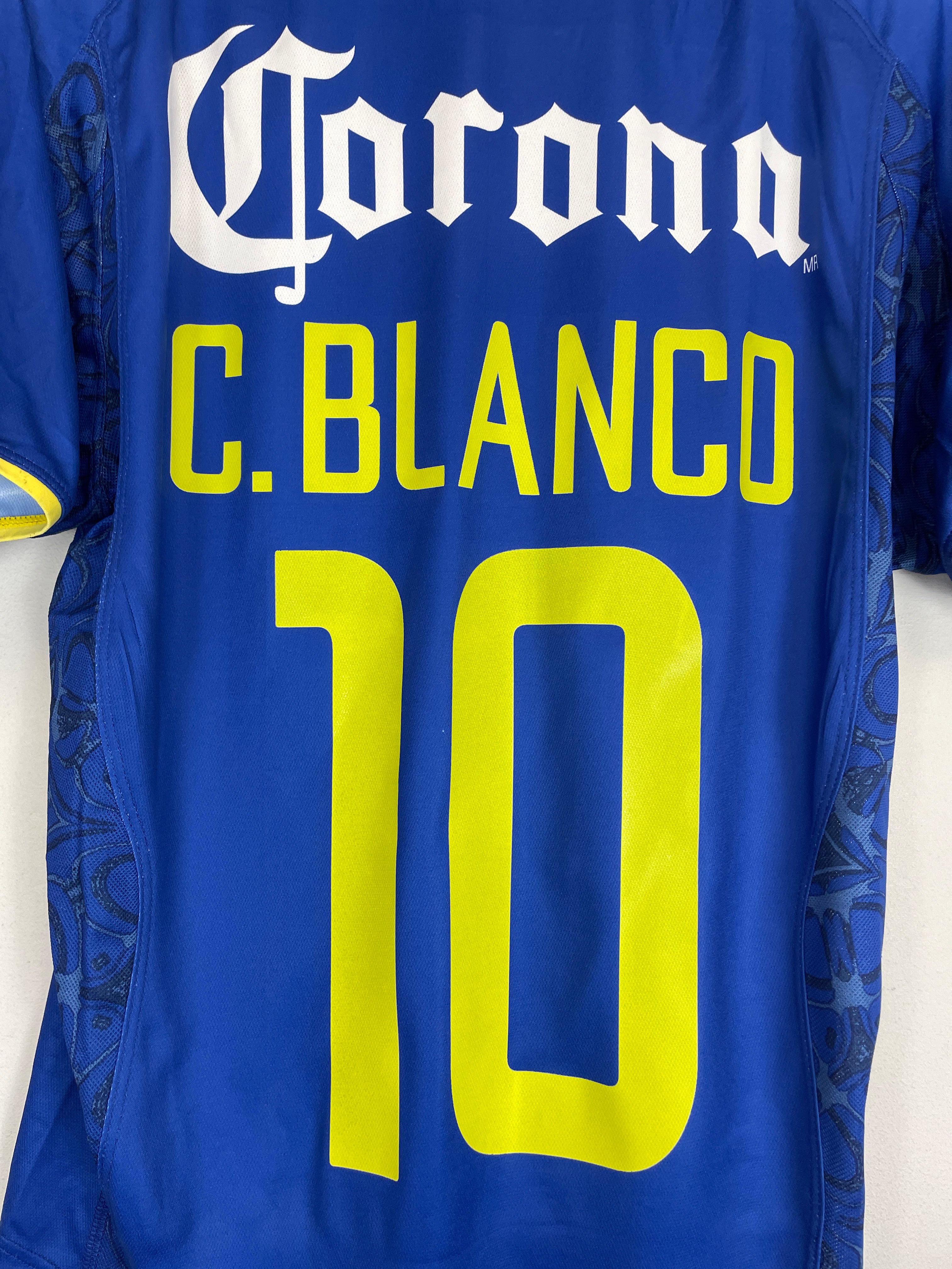Shop 2002/03 CLUB AMERICA C.BLANCO AWAY SHIRT (M) NIKE, classic football shirts, vintage football shirts & retro soccer jerseys at Cult Kits
