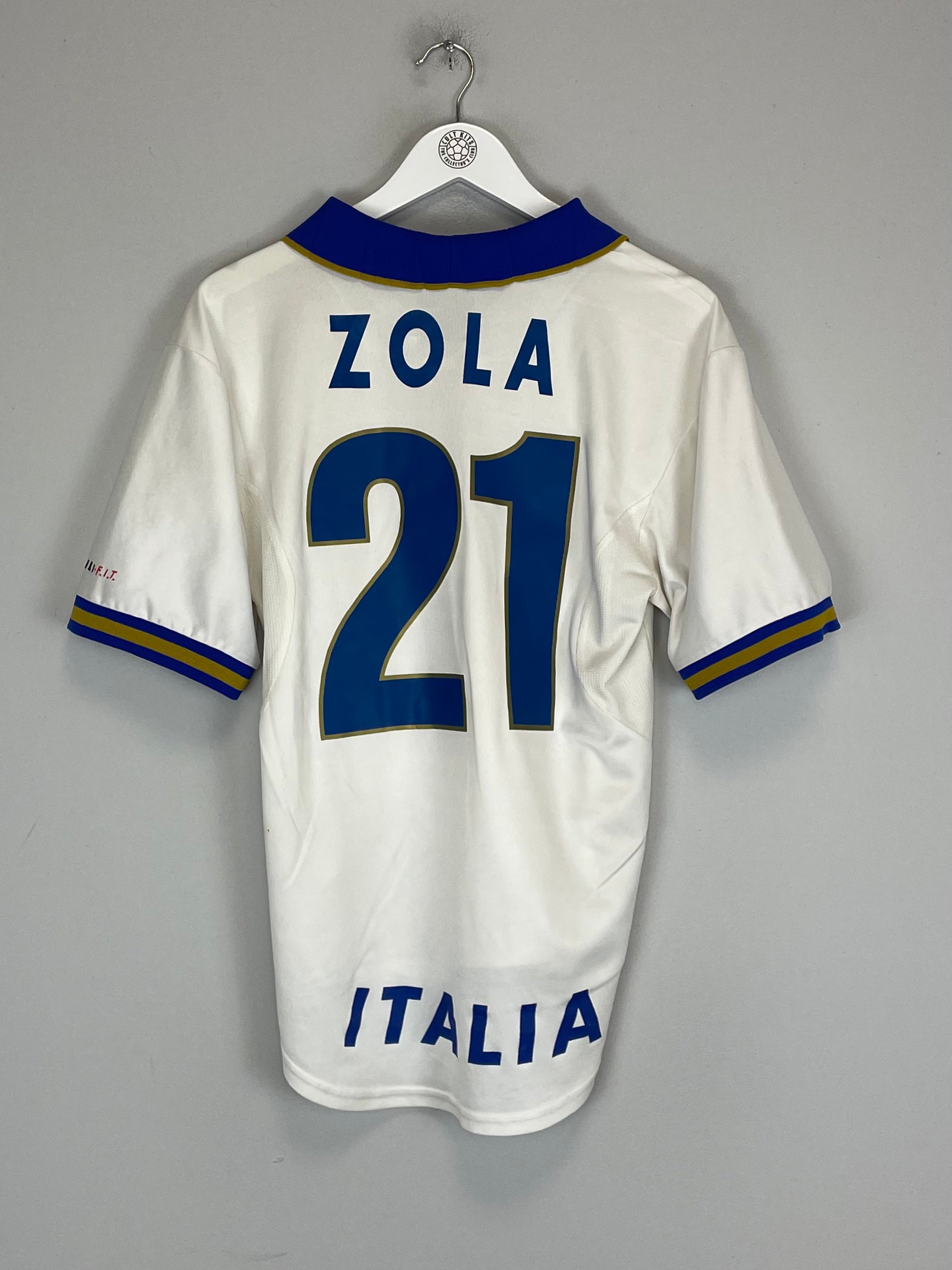 Shop 1996/98 ITALY ZOLA #21 AWAY SHIRT (M) NIKE, classic football shirts, vintage football shirts & retro soccer jerseys at Cult Kits