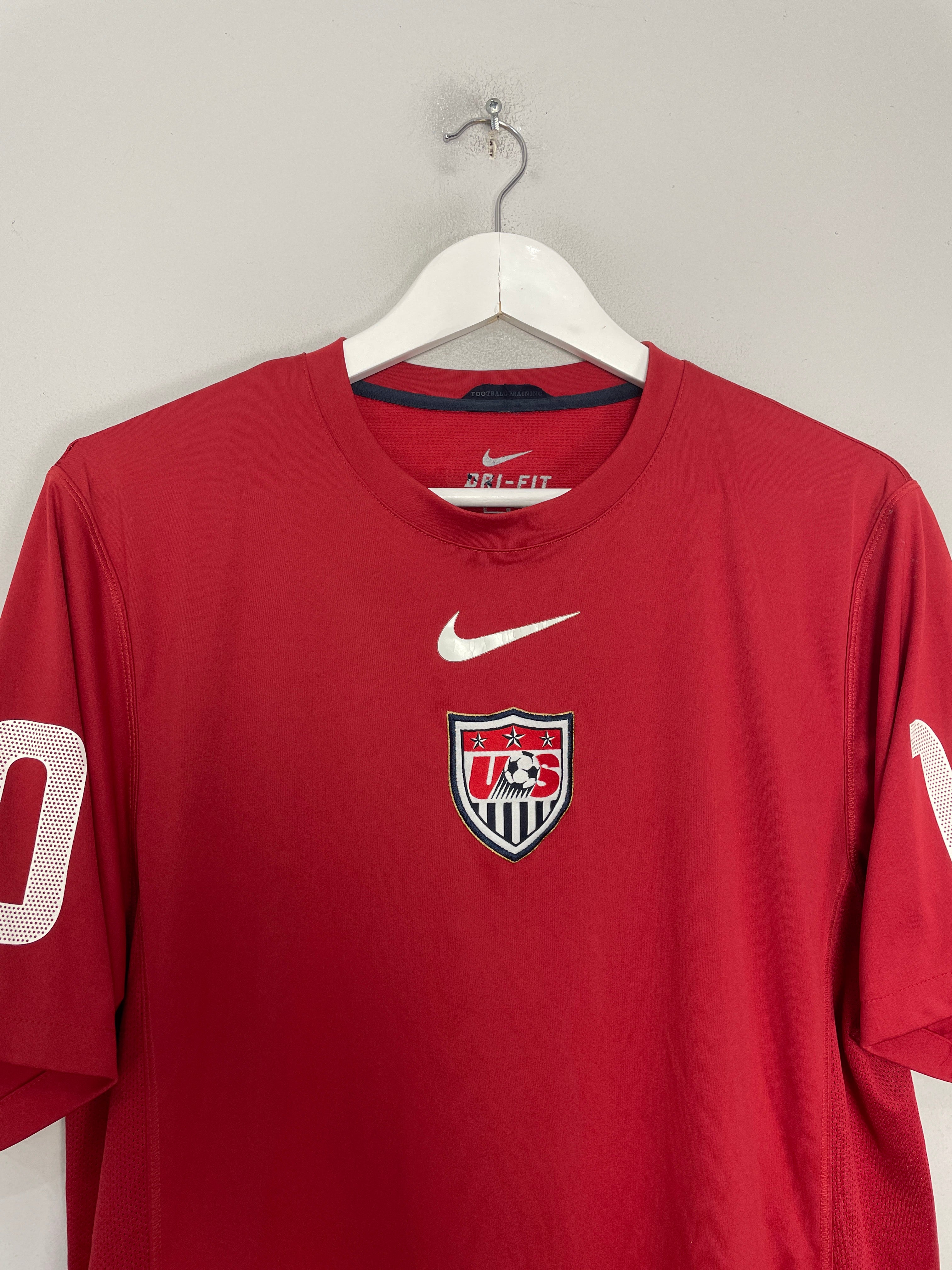 Shop 2010 USA PRE-MATCH SHIRT (L) NIKE, classic football shirts, vintage football shirts & retro soccer jerseys at Cult Kits