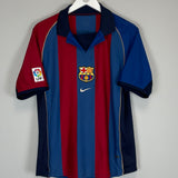 Shop 2001/02 BARCELONA KLUIVERT #9 HOME SHIRT (M) NIKE, classic football shirts, vintage football shirts & retro soccer jerseys at Cult Kits