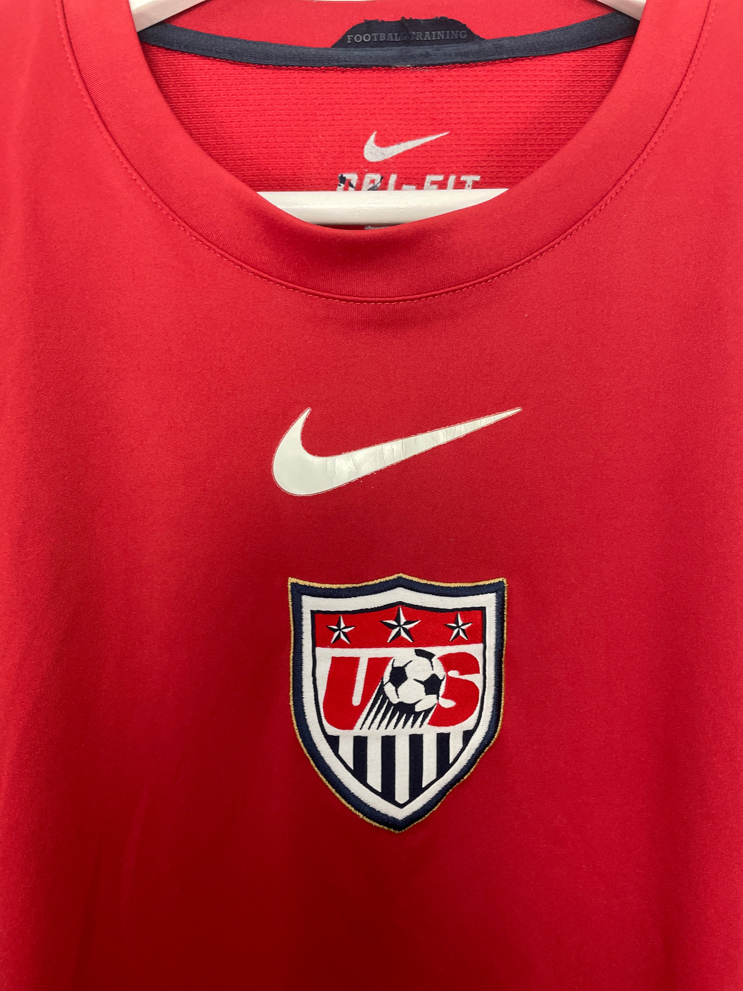 Shop 2010 USA PRE-MATCH SHIRT (L) NIKE, classic football shirts, vintage football shirts & retro soccer jerseys at Cult Kits