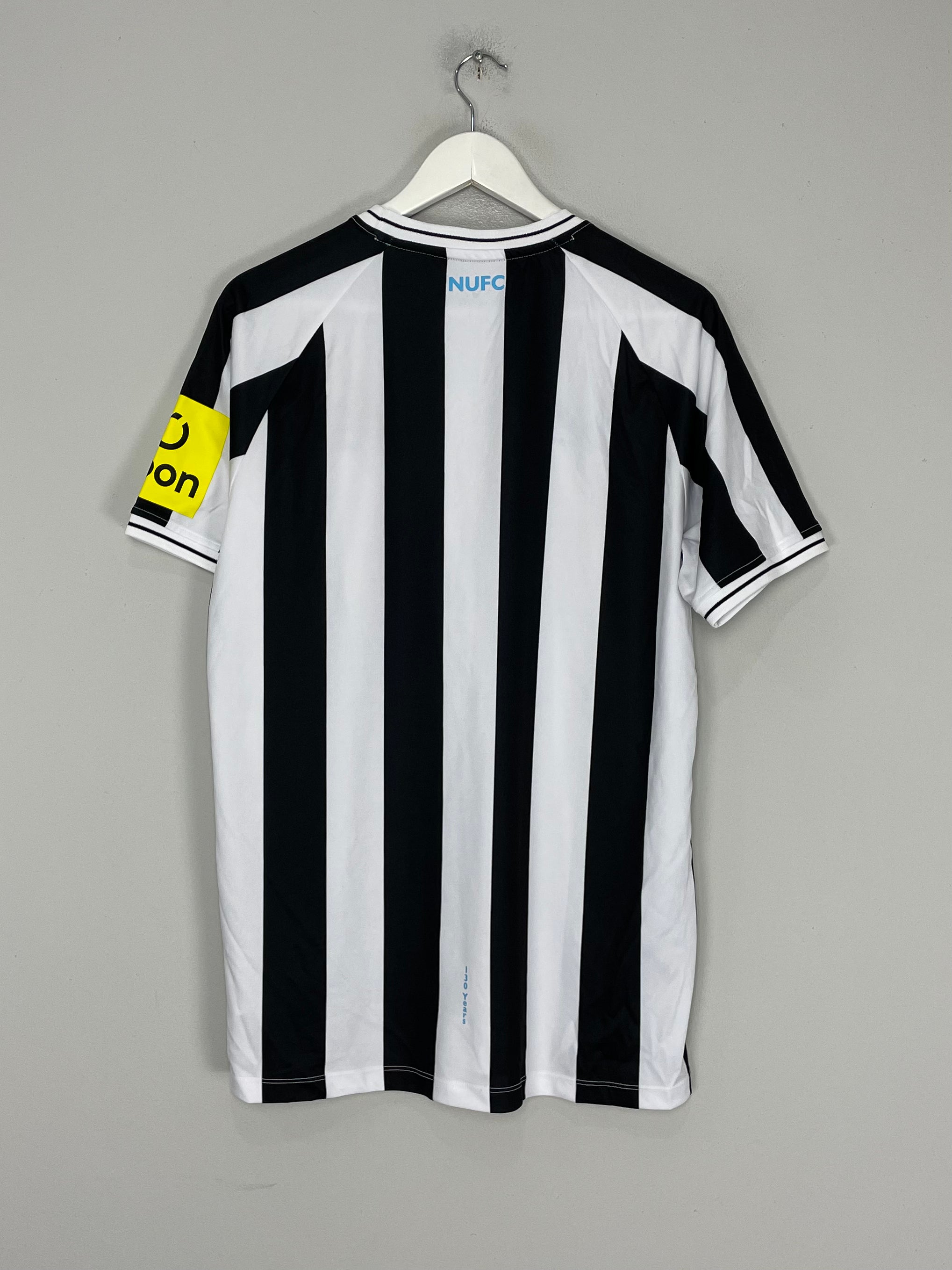 Shop 2022/23 Newcastle United *BNWOT* Home Shirt (Multiple Sizes) Castore, classic football shirts, vintage football shirts & retro soccer jerseys at Cult Kits