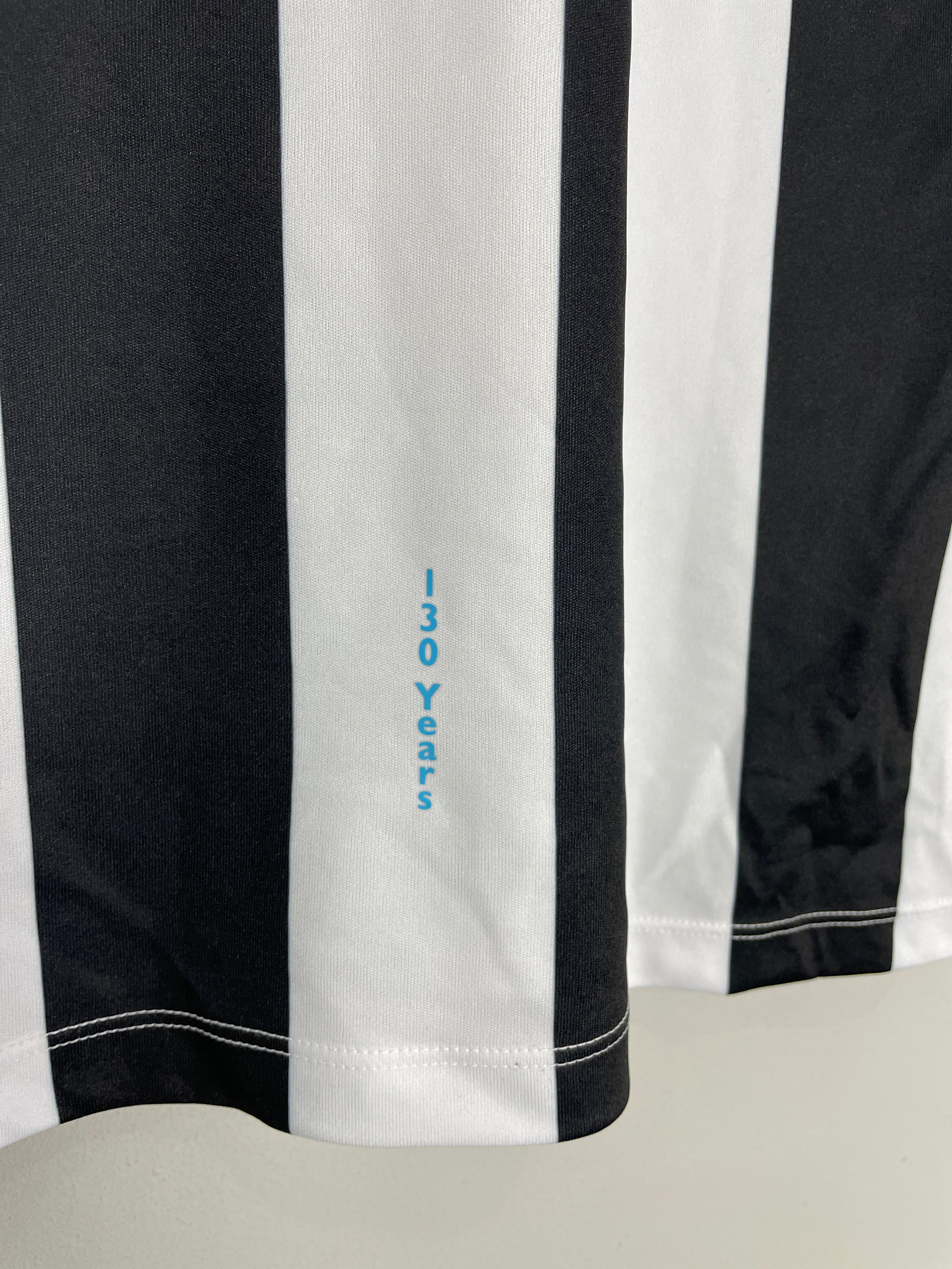 Shop 2022/23 Newcastle United *BNWOT* Home Shirt (Multiple Sizes) Castore, classic football shirts, vintage football shirts & retro soccer jerseys at Cult Kits