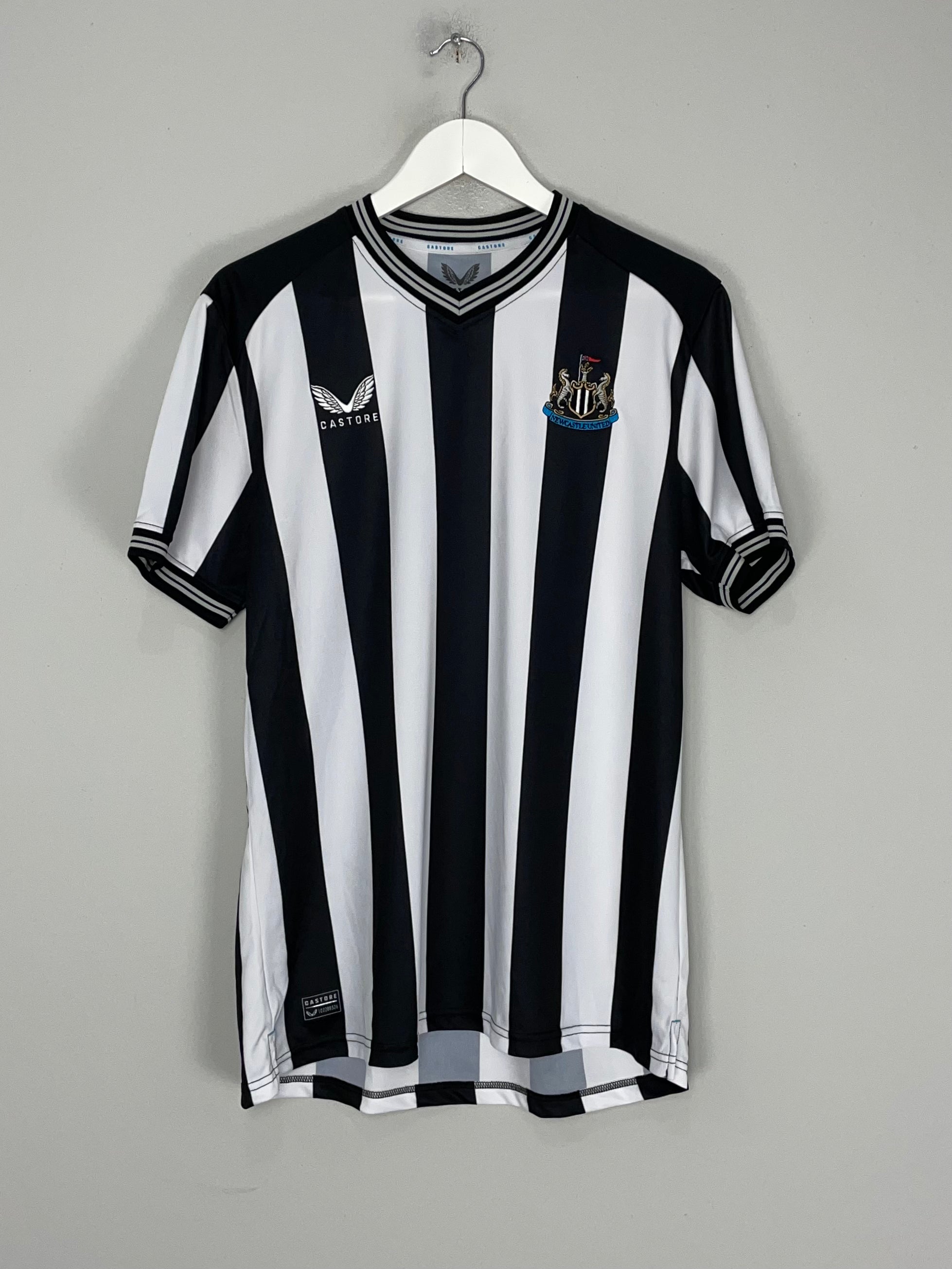 Shop 2023/24 Newcastle United *BNWOT* Sponsorless Home Shirt (Multiple Sizes) Castore, classic football shirts, vintage football shirts & retro soccer jerseys at Cult Kits
