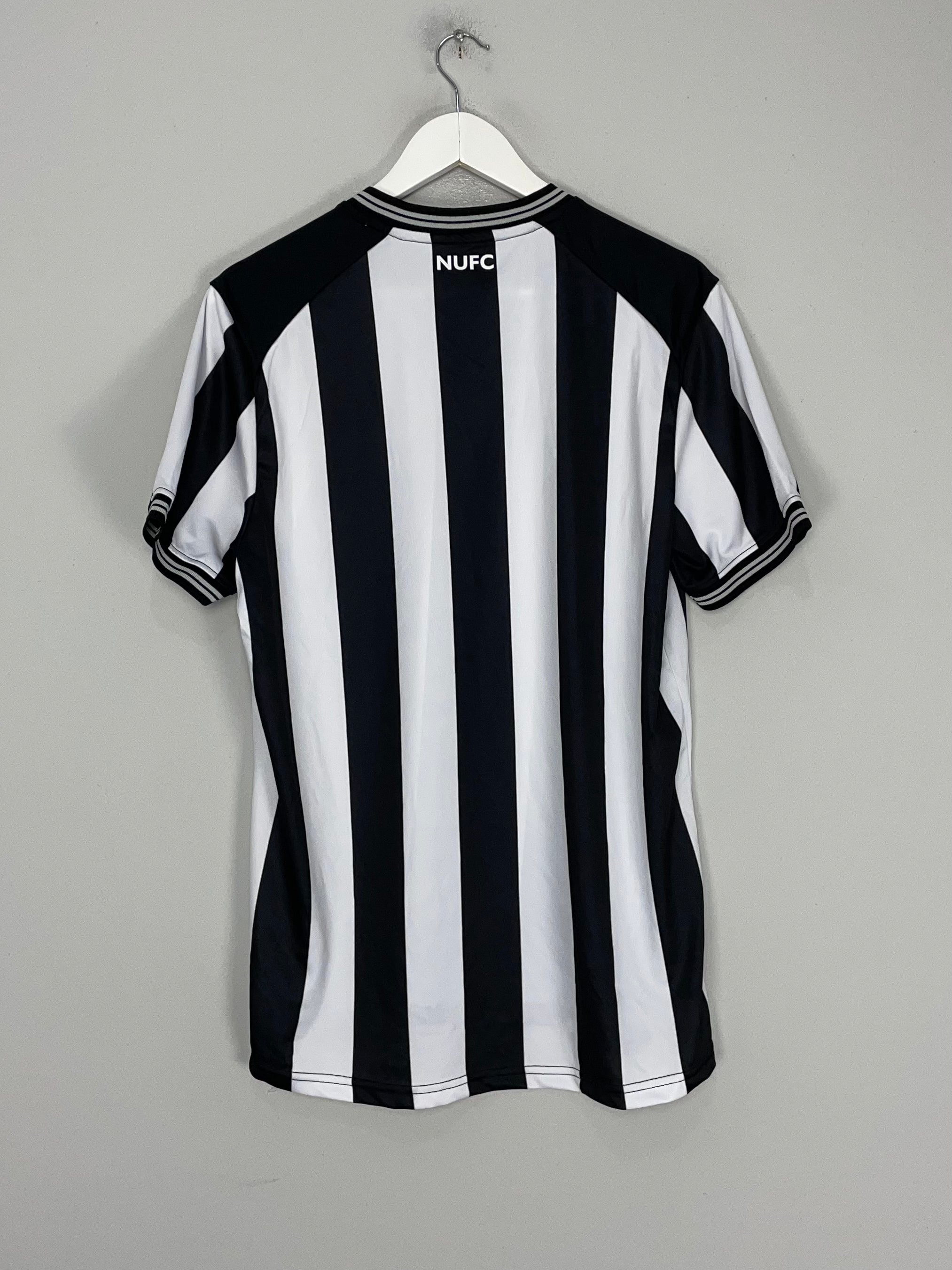 Shop 2023/24 Newcastle United *BNWOT* Sponsorless Home Shirt (Multiple Sizes) Castore, classic football shirts, vintage football shirts & retro soccer jerseys at Cult Kits