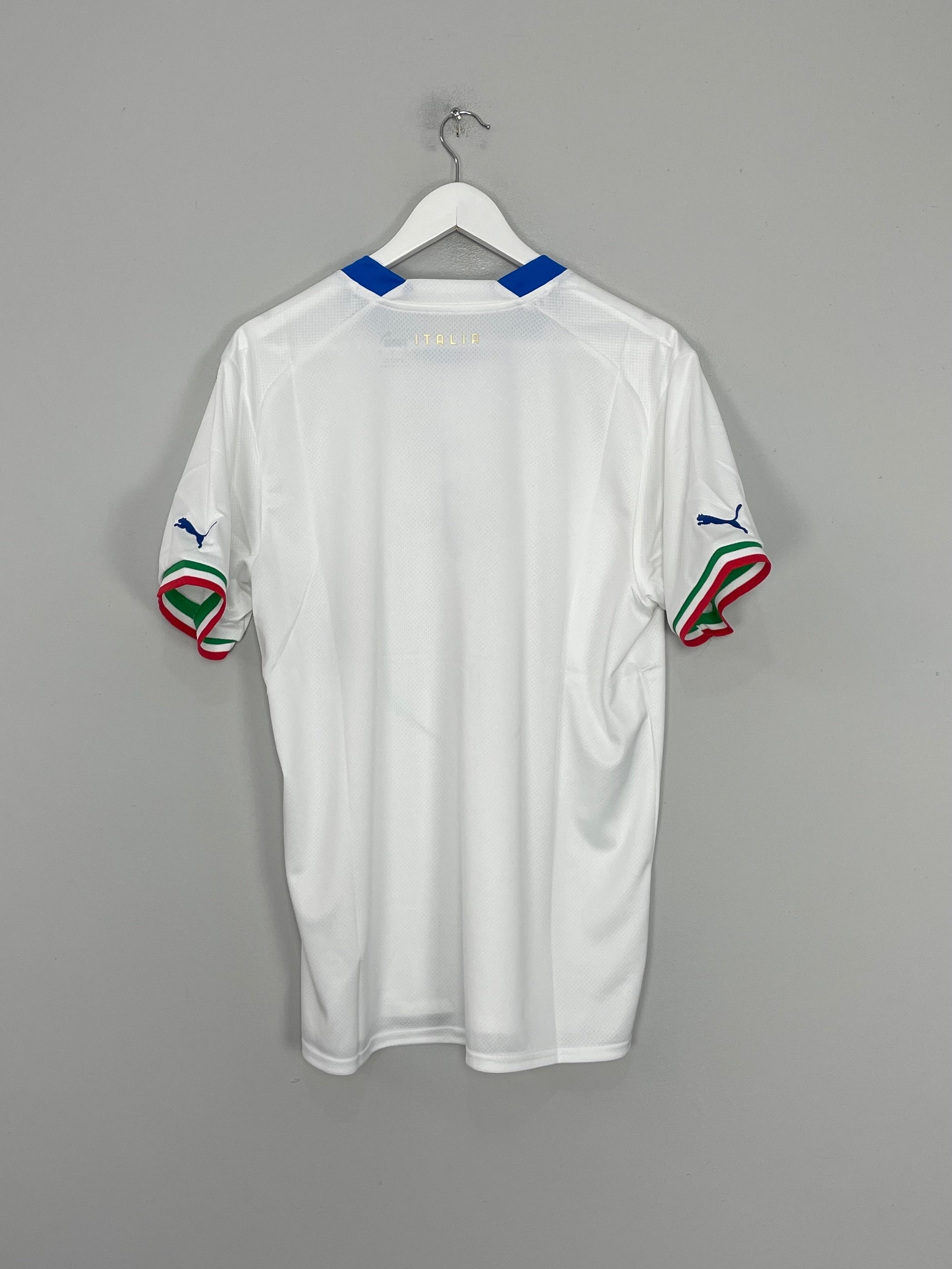 Shop 2022/23 Italy *BNWT* Away Shirt (Multiple Sizes) Puma, classic football shirts, vintage football shirts & retro soccer jerseys at Cult Kits