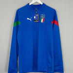 Shop 2022/23 Italy *BNWT* 1/4 Zip Training Jumper (Multiple Sizes) Puma, classic football shirts, vintage football shirts & retro soccer jerseys at Cult Kits