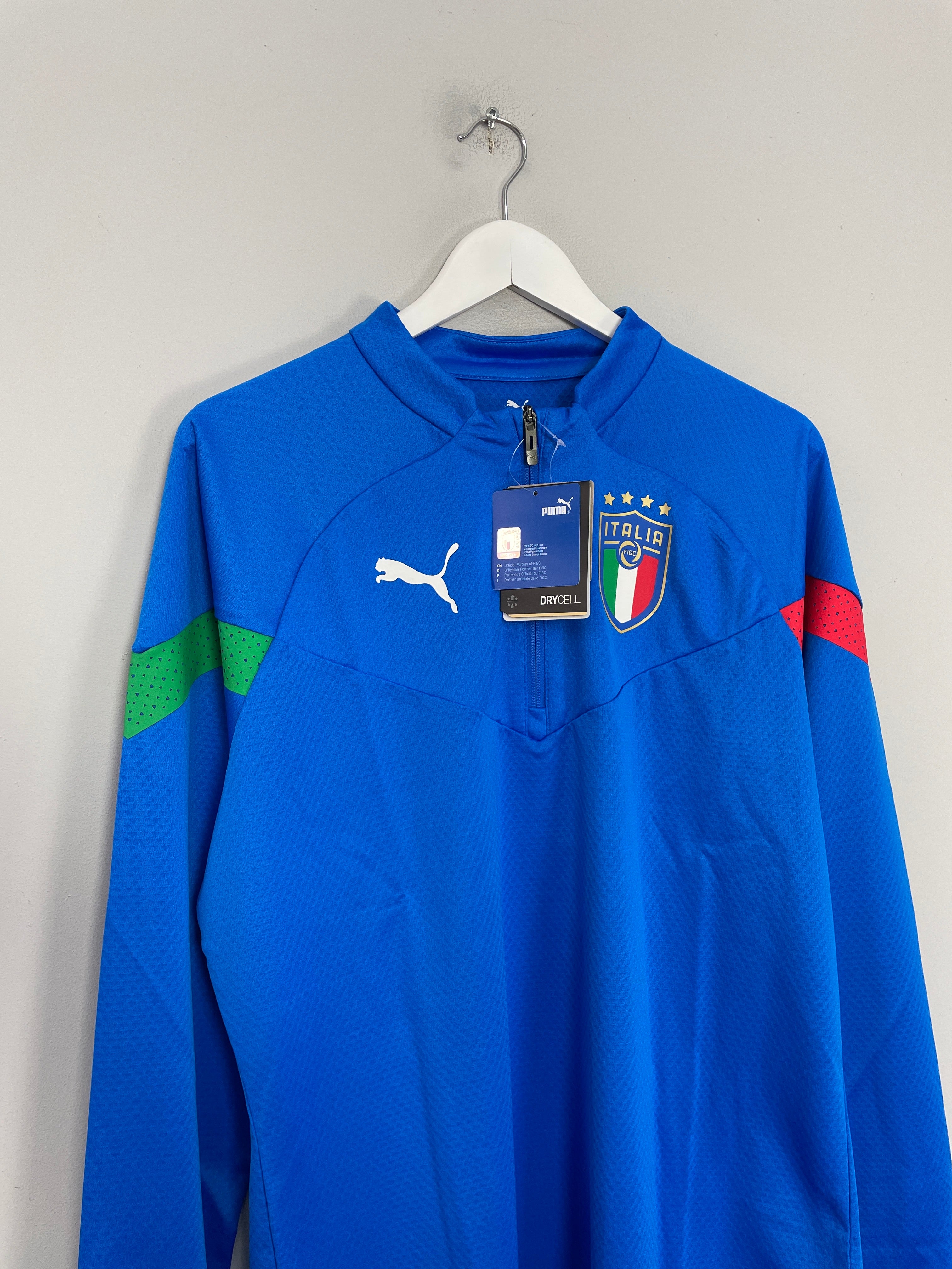 Shop 2022/23 Italy *BNWT* 1/4 Zip Training Jumper (Multiple Sizes) Puma, classic football shirts, vintage football shirts & retro soccer jerseys at Cult Kits
