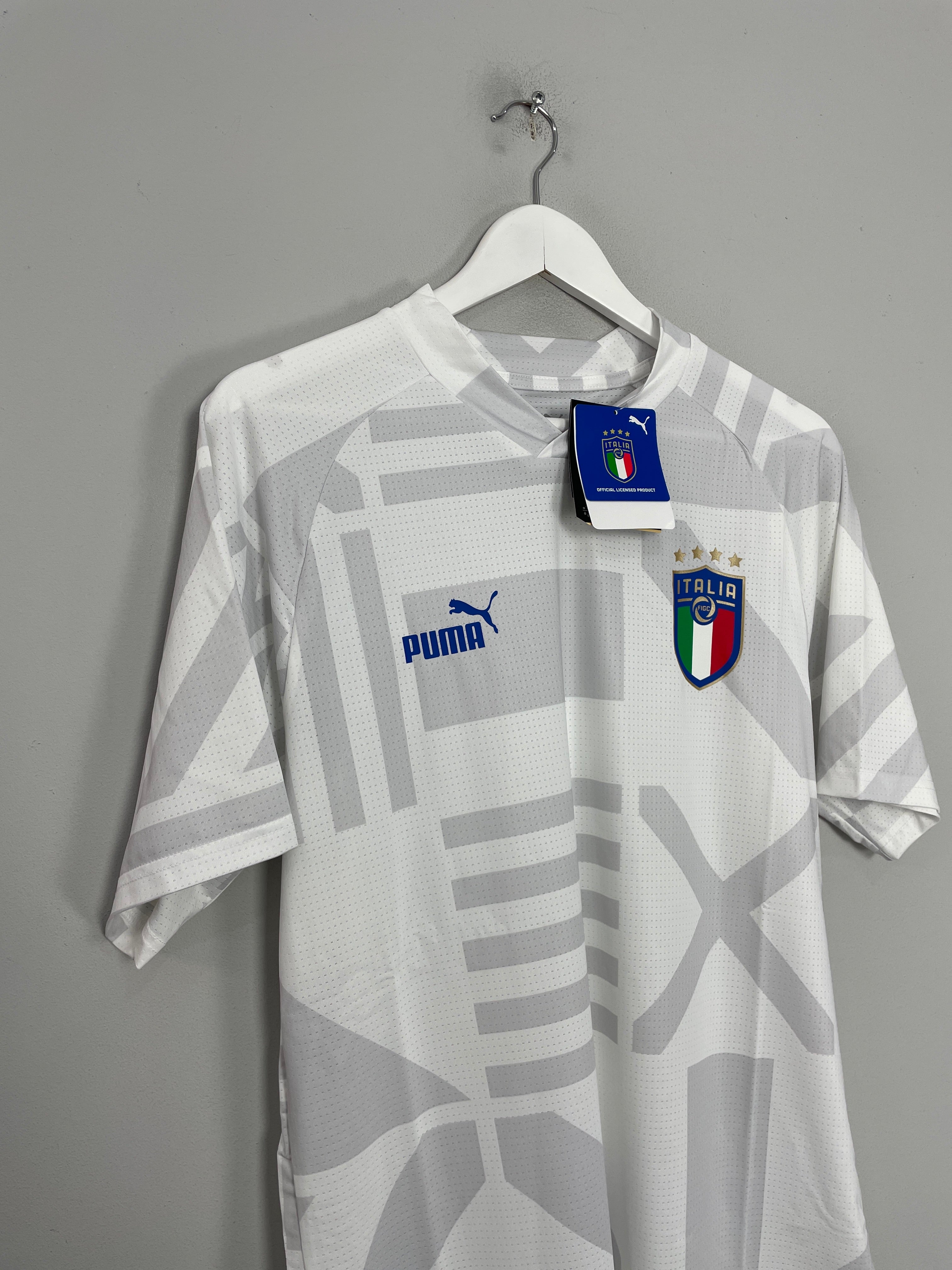 Shop 2022/23 Italy *BNWT* Pre-match Training Shirt (Multiple Sizes) Puma, classic football shirts, vintage football shirts & retro soccer jerseys at Cult Kits