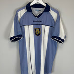 Shop 2000/01 ARGENTINA HOME SHIRT (M) REEBOK, classic football shirts, vintage football shirts & retro soccer jerseys at Cult Kits