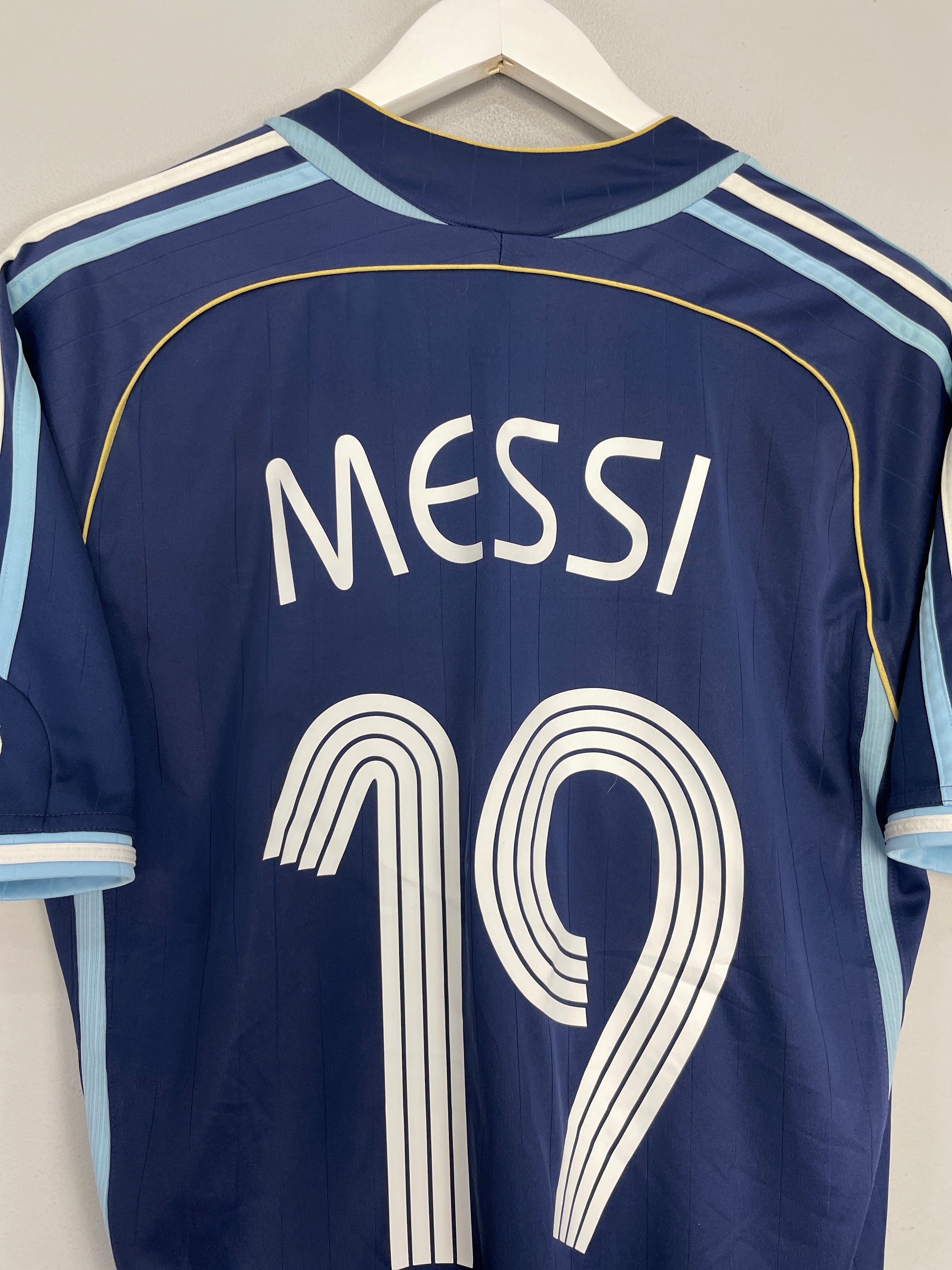 Shop 2006/07 ARGENTINA MESSI #19 AWAY SHIRT (M) ADIDAS, classic football shirts, vintage football shirts & retro soccer jerseys at Cult Kits