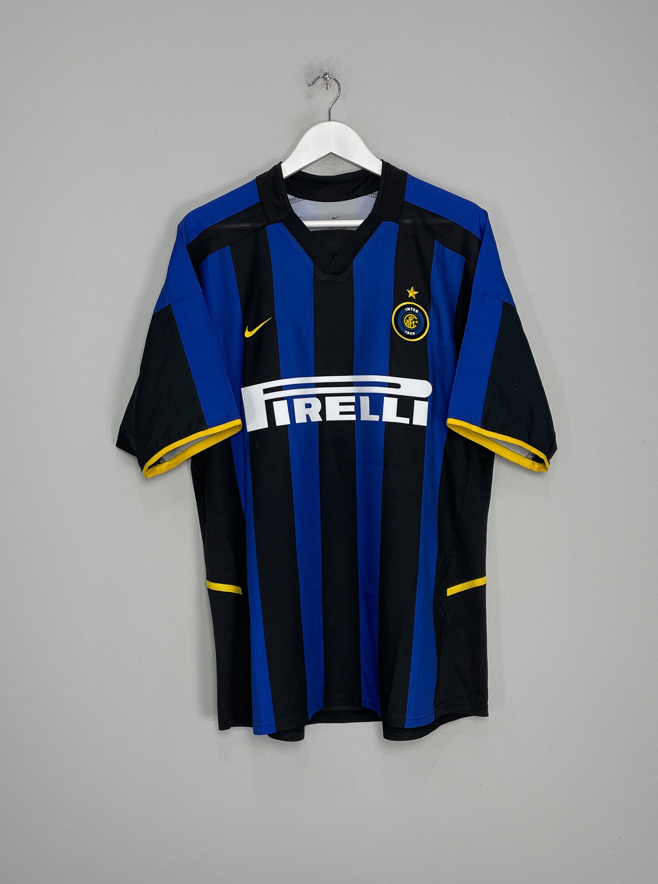 Shop 2002/03 INTER MILAN BATISTUTA #19 HOME SHIRT (XL) NIKE, classic football shirts, vintage football shirts & retro soccer jerseys at Cult Kits