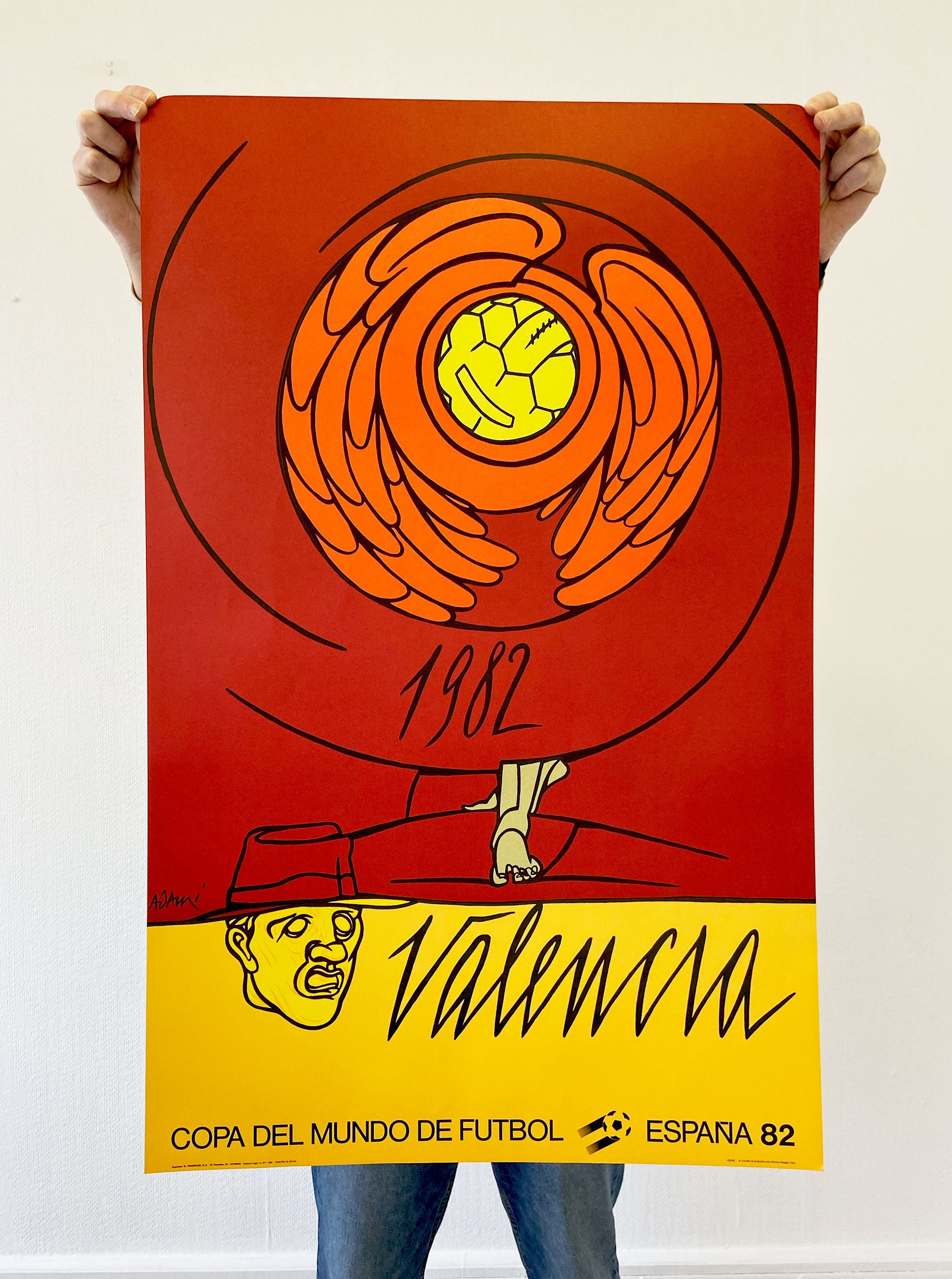Shop 1982 VALENCIA COPA DEL MUNDO DE FUTBOL ESPANA ORIGINAL PRINT, classic football shirts, vintage football shirts & retro soccer jerseys at Cult Kits