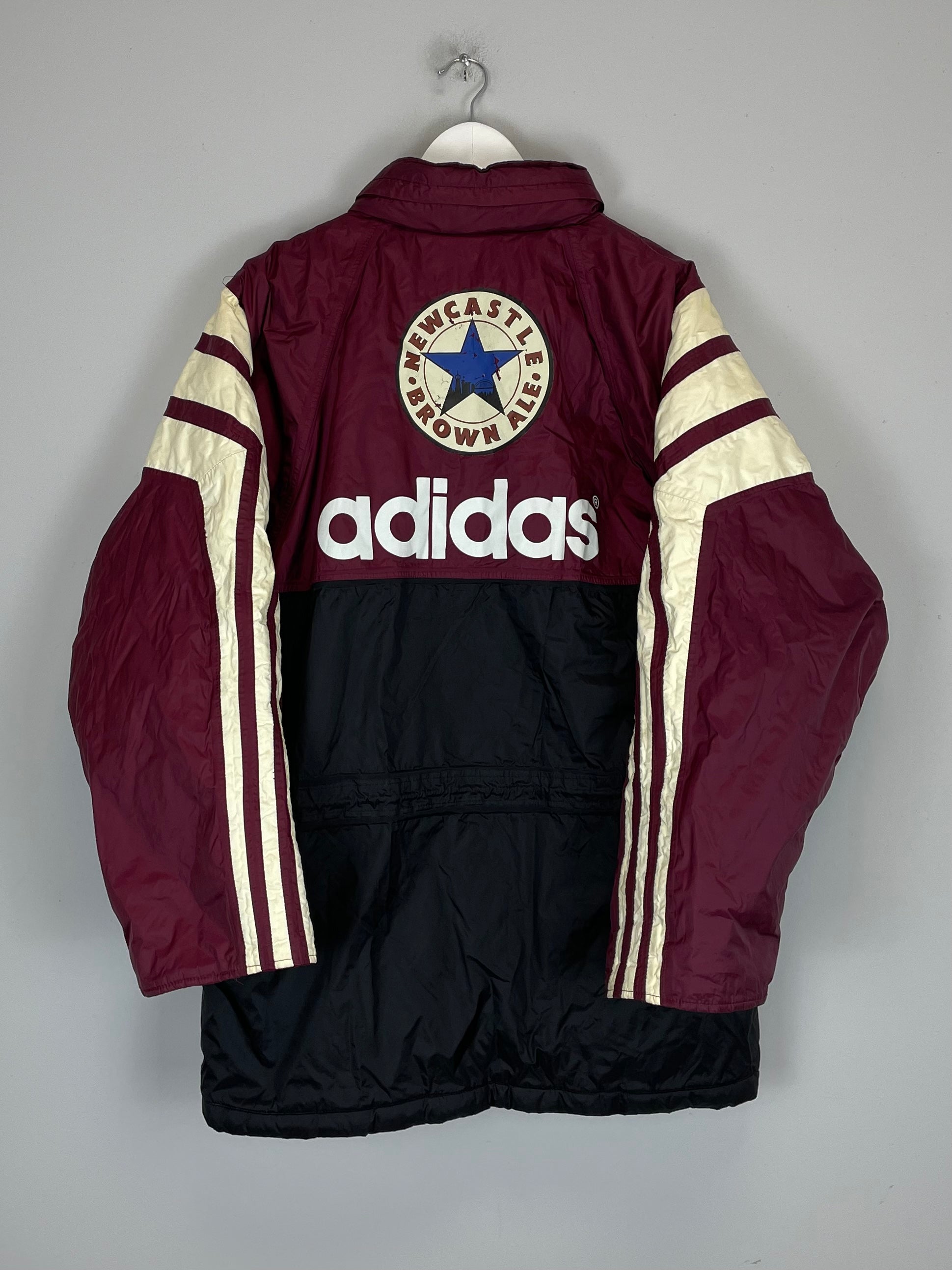 Shop 1995/96 NEWCASTLE UNITED BENCH COAT (M) ADIDAS, classic football shirts, vintage football shirts & retro soccer jerseys at Cult Kits