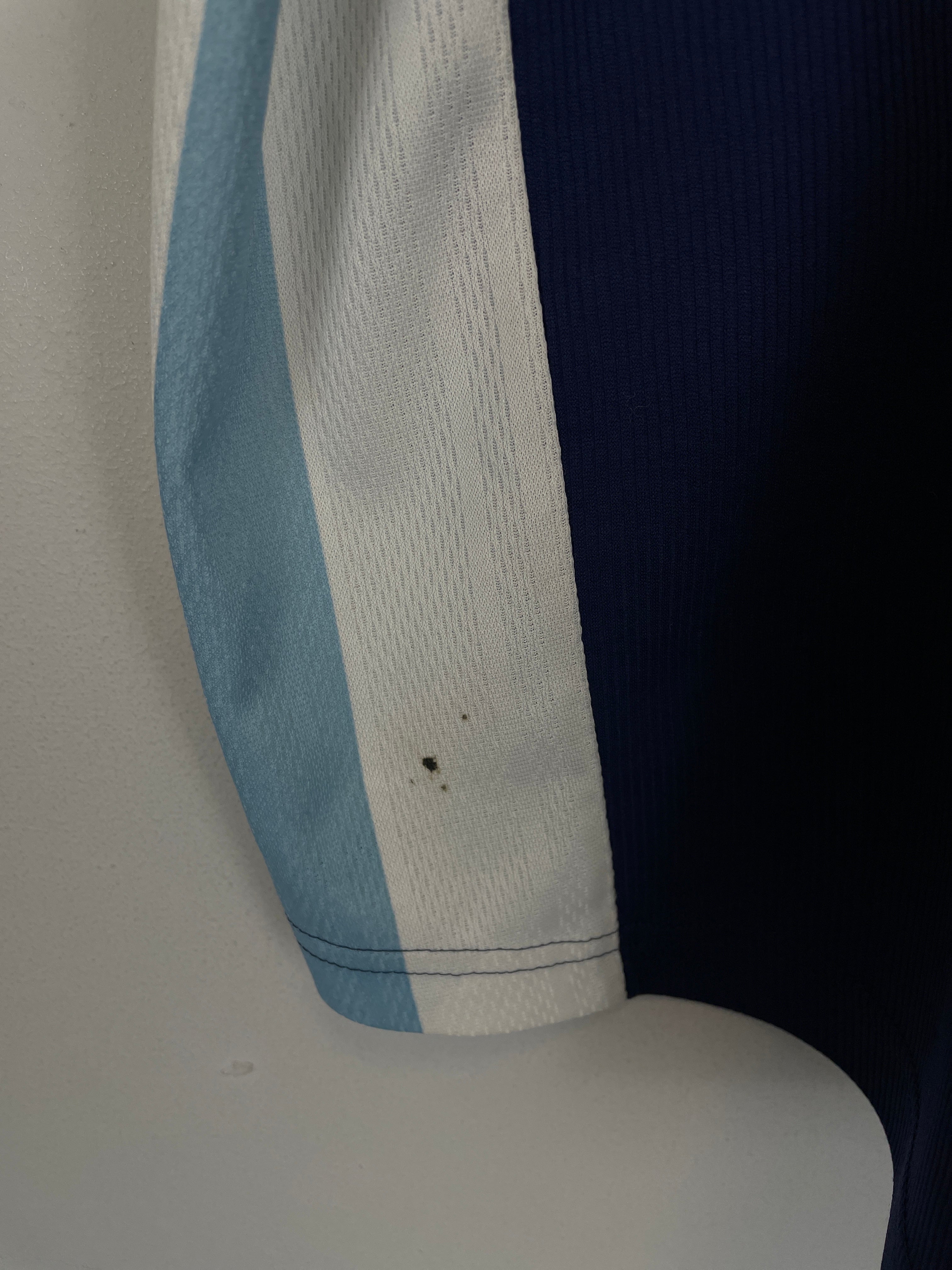 Shop 1998/99 ARGENTINA BATISTUTA #9 AWAY SHIRT (M) ADIDAS, classic football shirts, vintage football shirts & retro soccer jerseys at Cult Kits