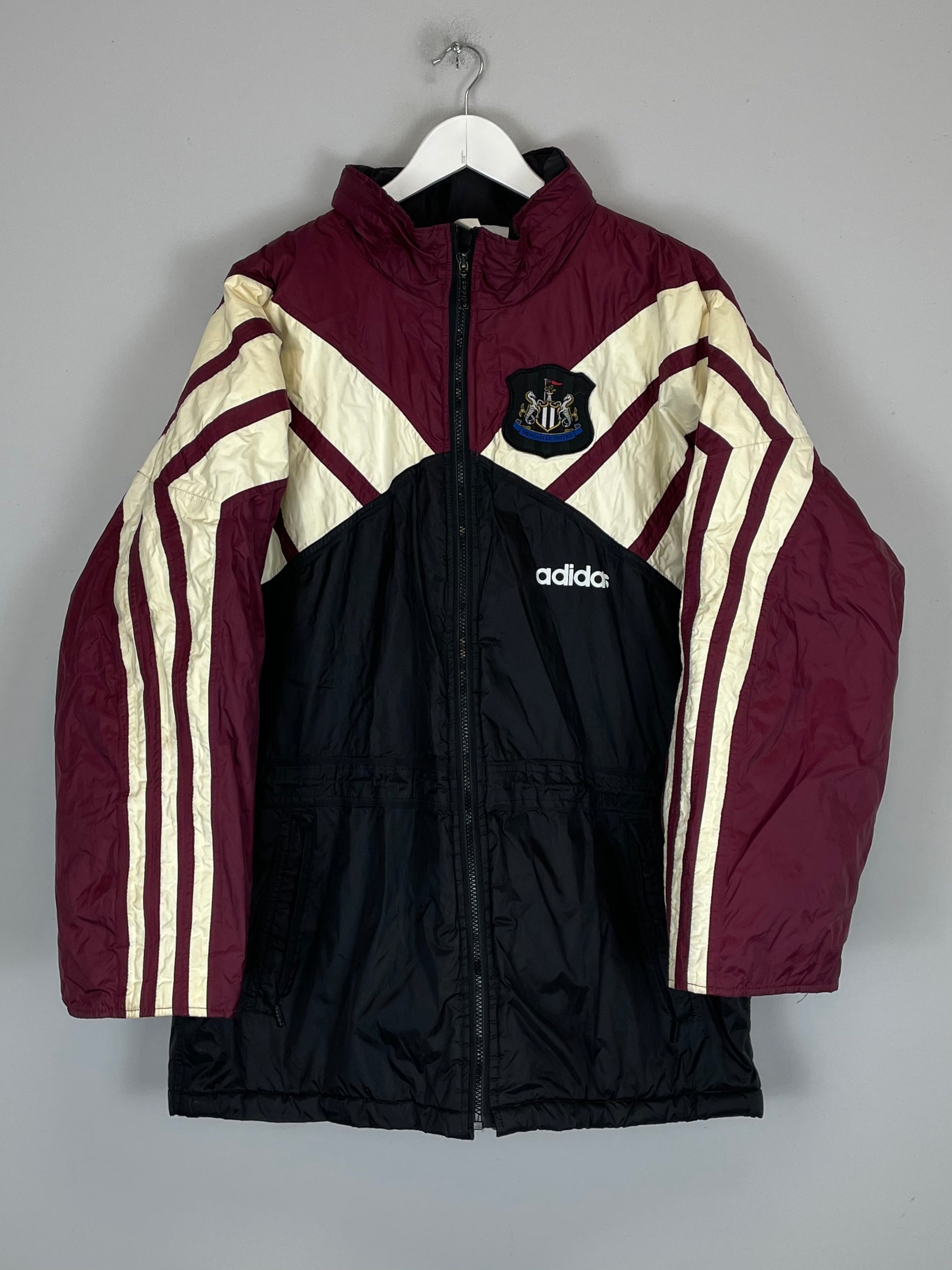 Shop 1995/96 NEWCASTLE UNITED BENCH COAT (M) ADIDAS, classic football shirts, vintage football shirts & retro soccer jerseys at Cult Kits