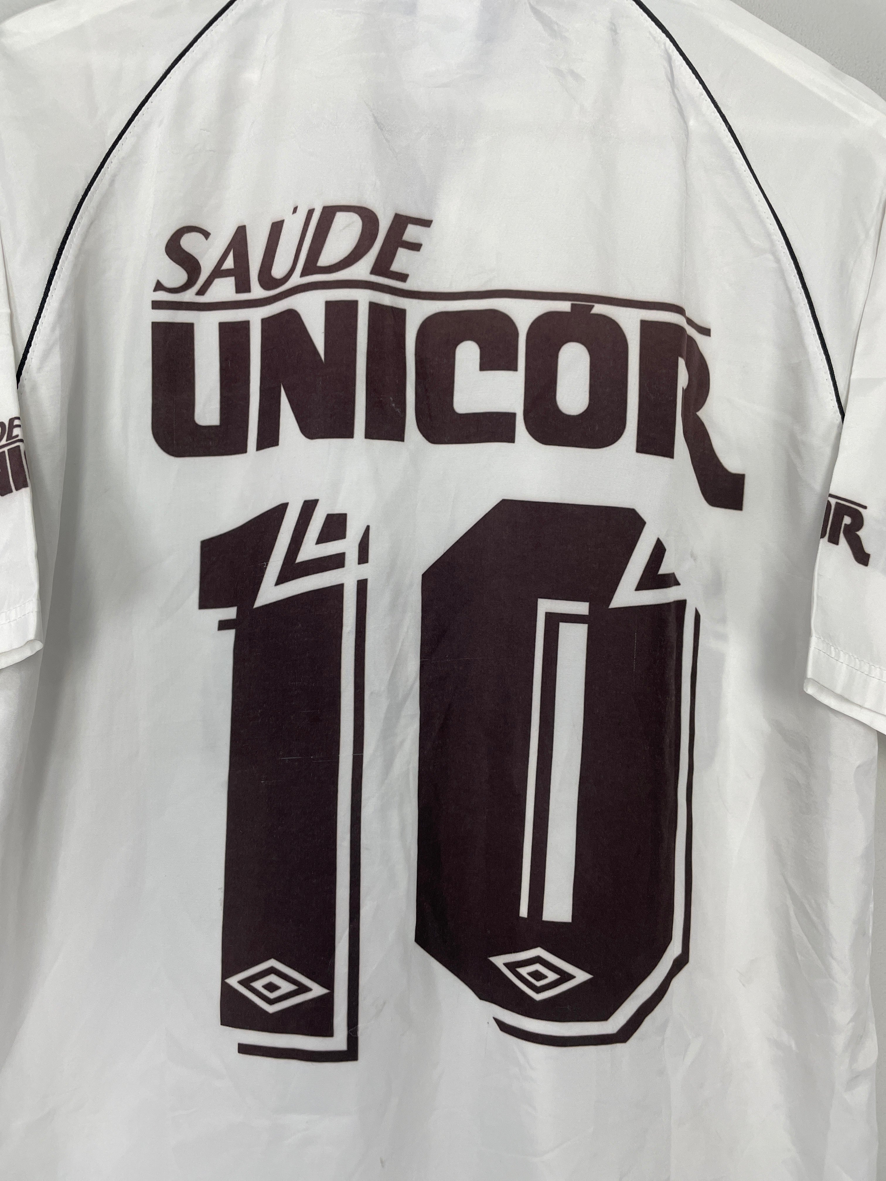 Shop 1998/99 SANTOS #10 HOME SHIRT (M) UMBRO, classic football shirts, vintage football shirts & retro soccer jerseys at Cult Kits