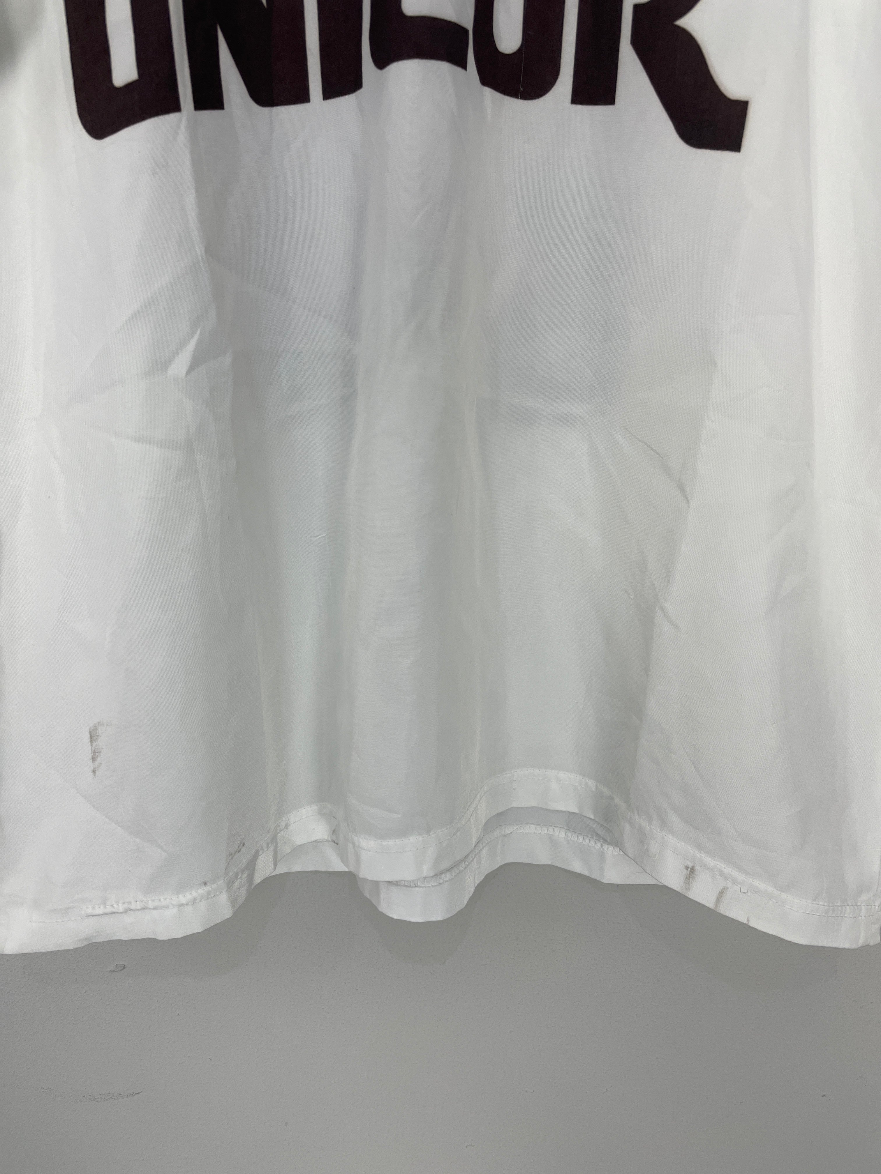 Shop 1998/99 SANTOS #10 HOME SHIRT (M) UMBRO, classic football shirts, vintage football shirts & retro soccer jerseys at Cult Kits