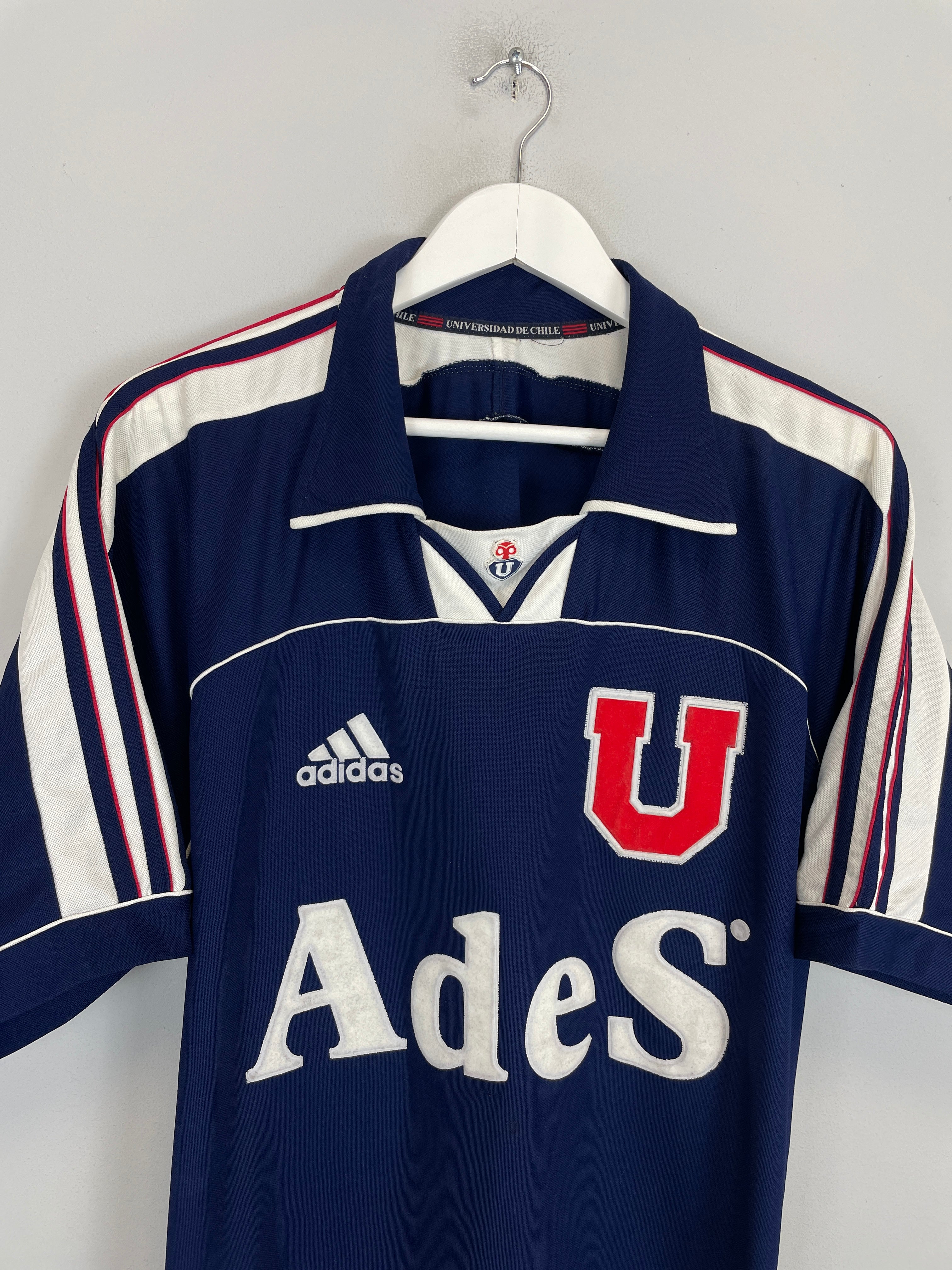 Shop 2000/01 UNIVERSIDAD DE CHILE HOME SHIRT (XL) ADIDAS, classic football shirts, vintage football shirts & retro soccer jerseys at Cult Kits
