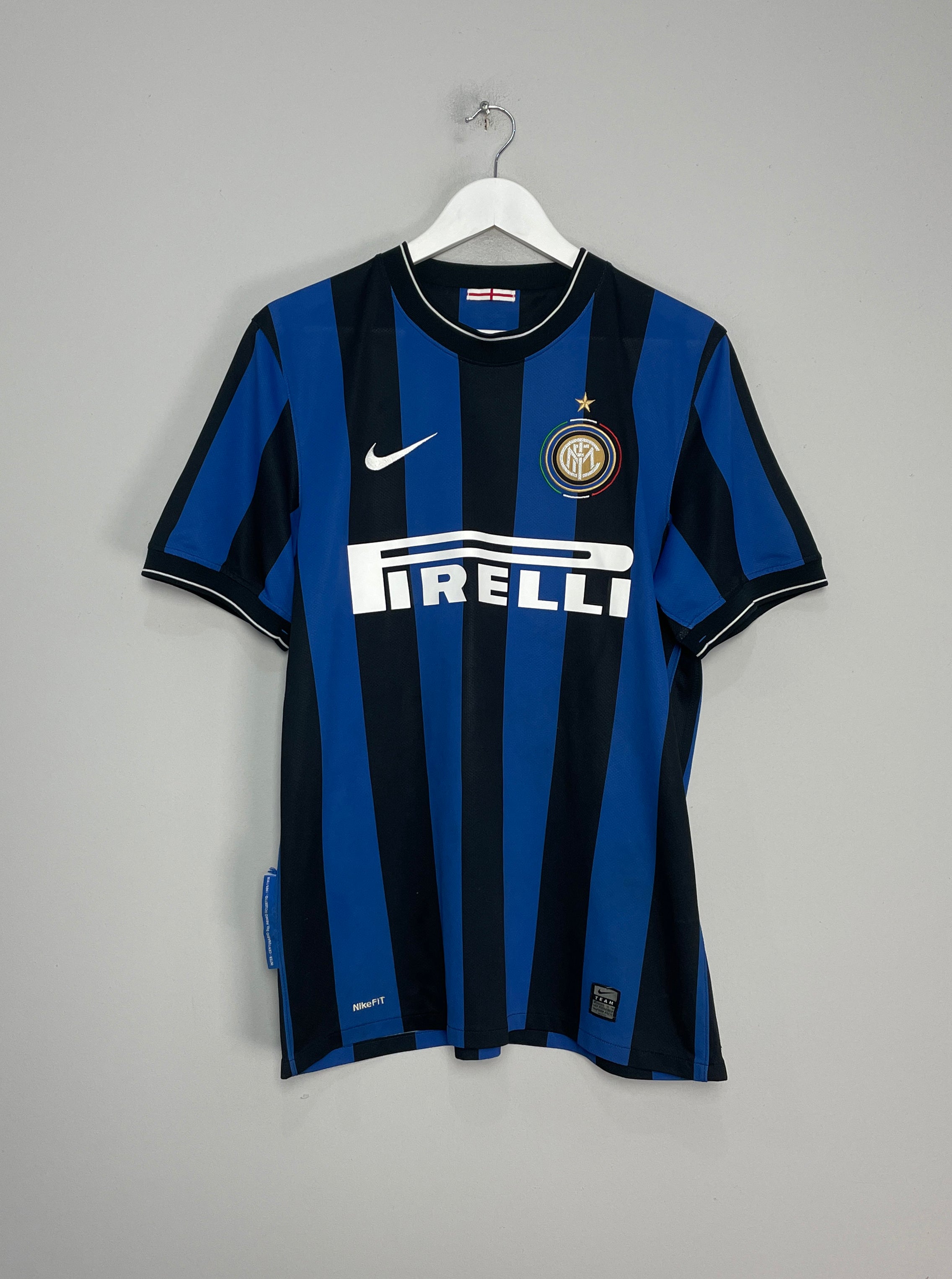 Shop 2009/10 INTER MILAN ETO'O HOME SHIRT (L) NIKE, classic football shirts, vintage football shirts & retro soccer jerseys at Cult Kits