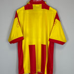 Shop 1999/00 LECCE HOME SHIRT (L) ASICS, classic football shirts, vintage football shirts & retro soccer jerseys at Cult Kits