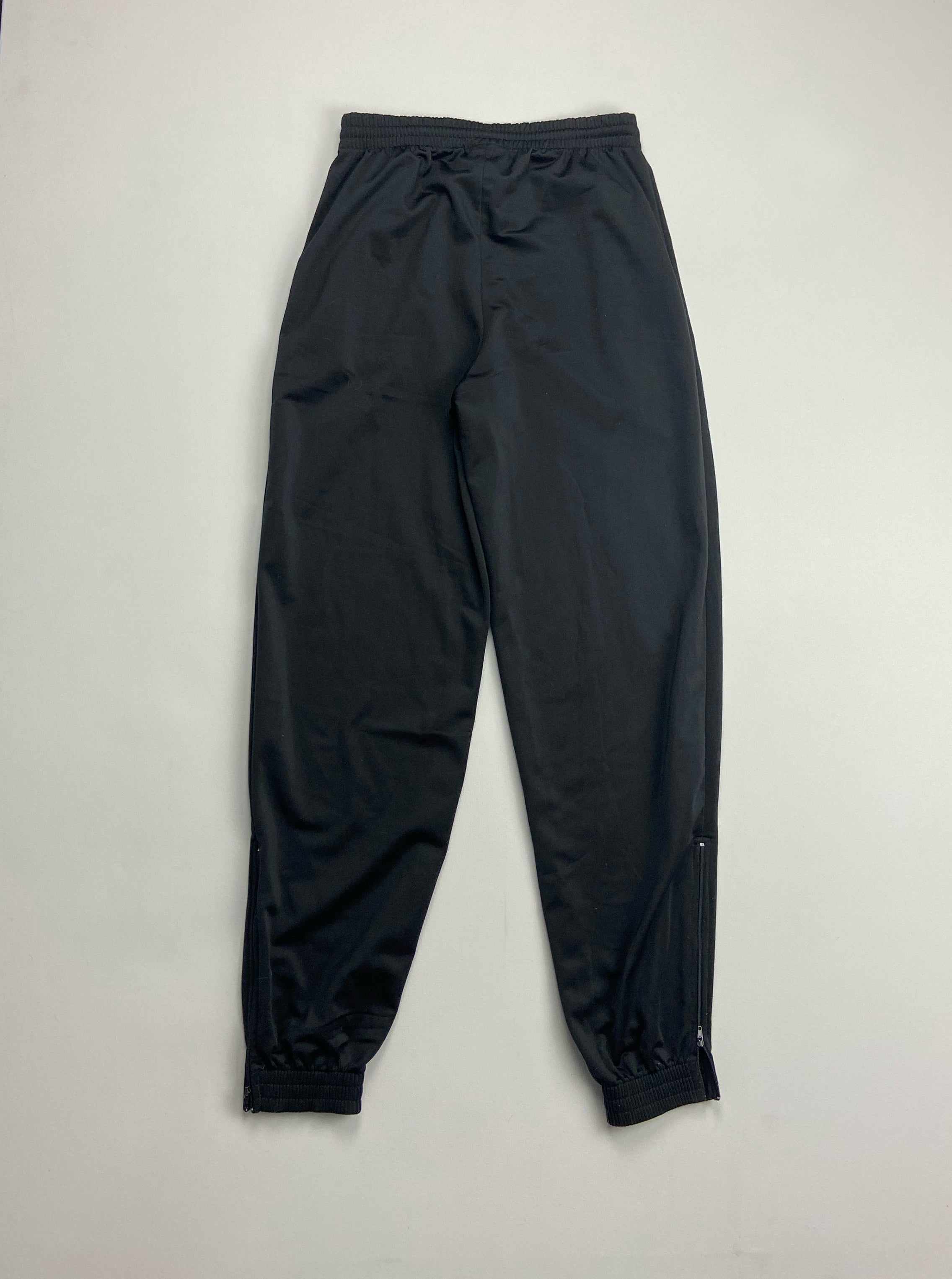 Shop 1999/00 AJAX TRACKSUIT BOTTOMS (S) UMBRO, classic football shirts, vintage football shirts & retro soccer jerseys at Cult Kits