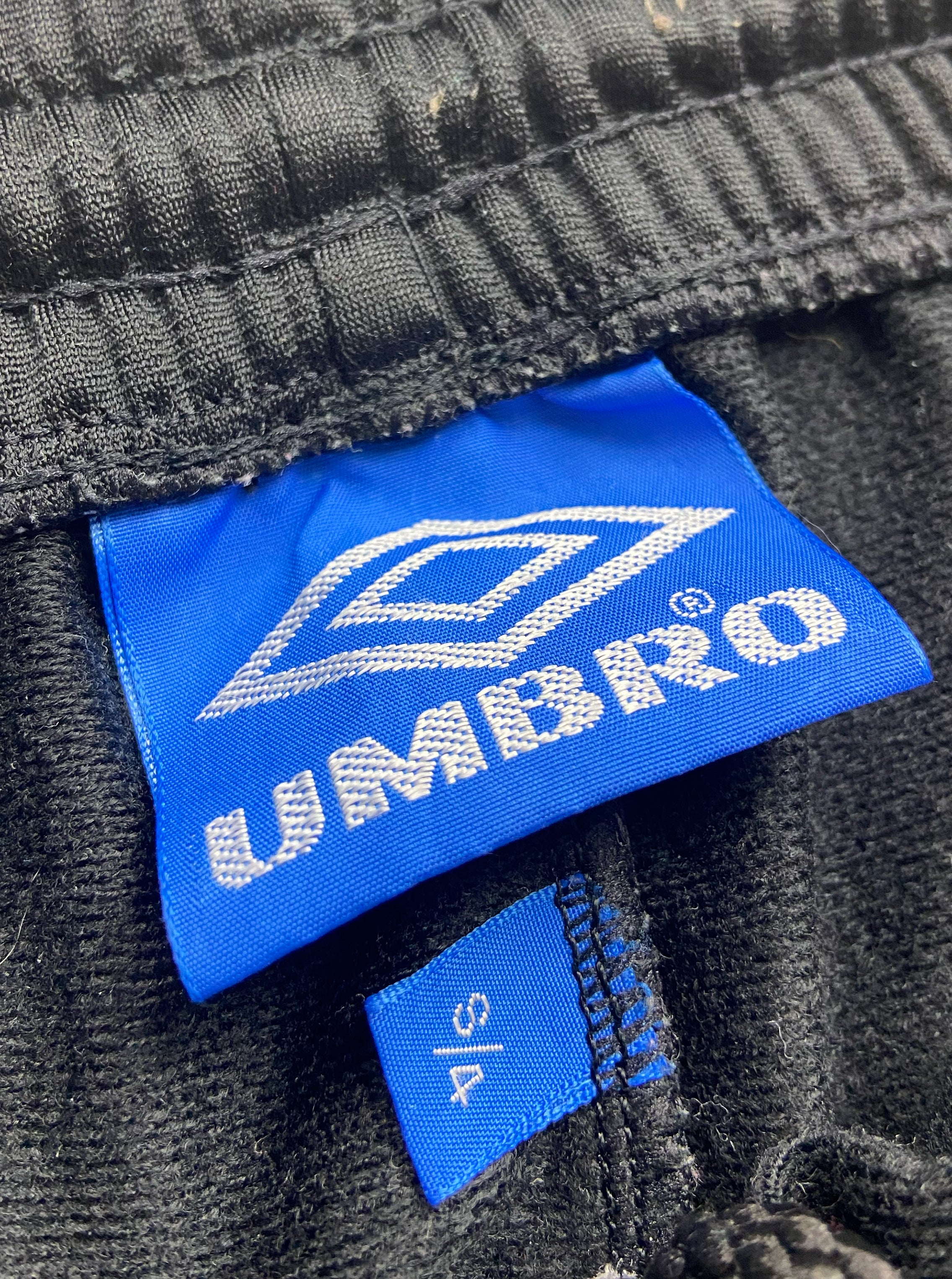 Shop 1999/00 AJAX TRACKSUIT BOTTOMS (S) UMBRO, classic football shirts, vintage football shirts & retro soccer jerseys at Cult Kits