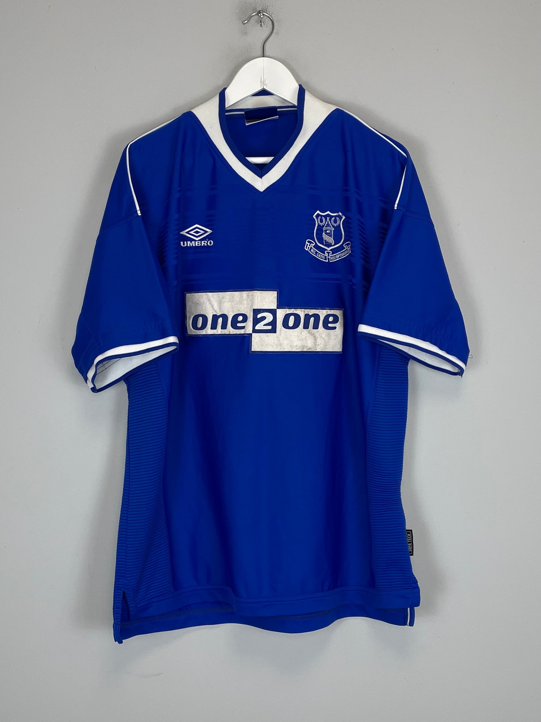 Shop 1999/00 EVERTON HOME SHIRT (XXL) UMBRO, classic football shirts, vintage football shirts & retro soccer jerseys at Cult Kits