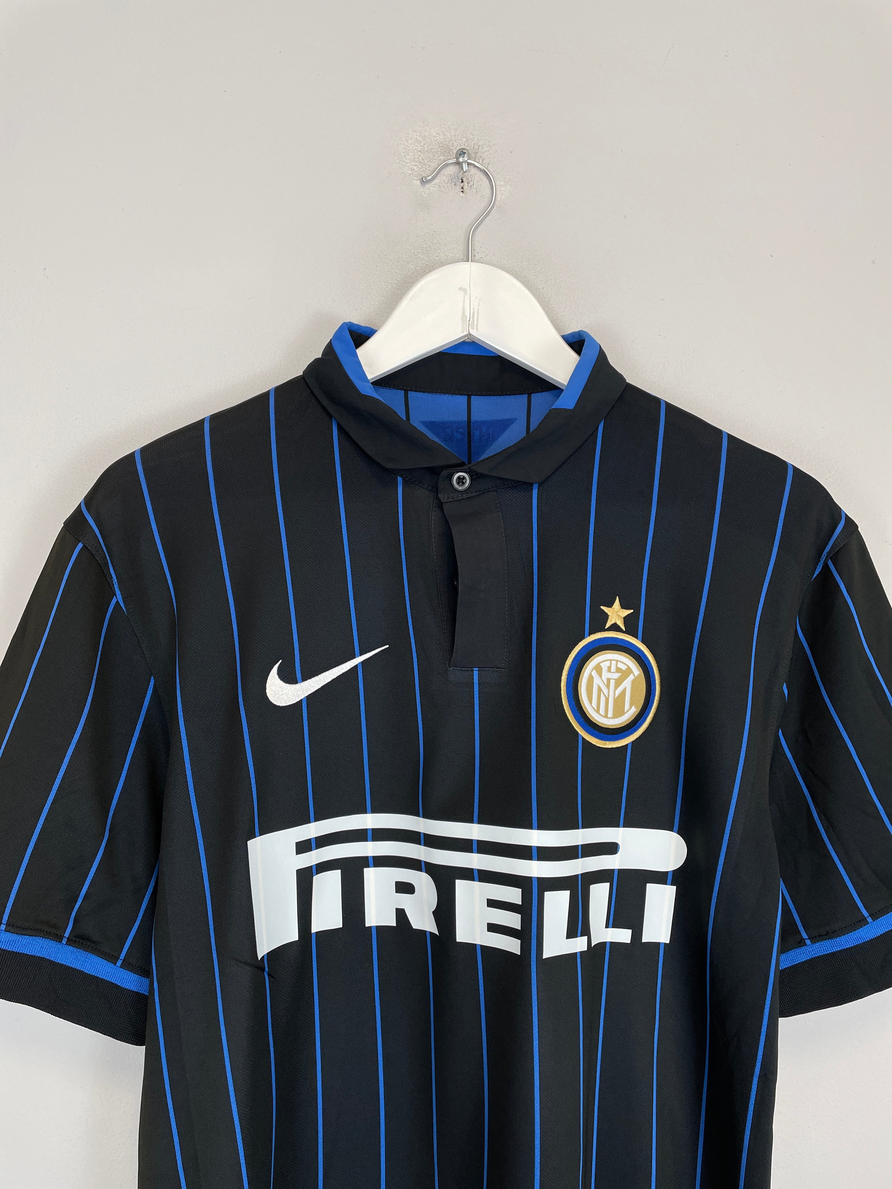 Shop 2014/15 INTER MILAN ICARDI #9 HOME SHIRT (M) NIKE, classic football shirts, vintage football shirts & retro soccer jerseys at Cult Kits