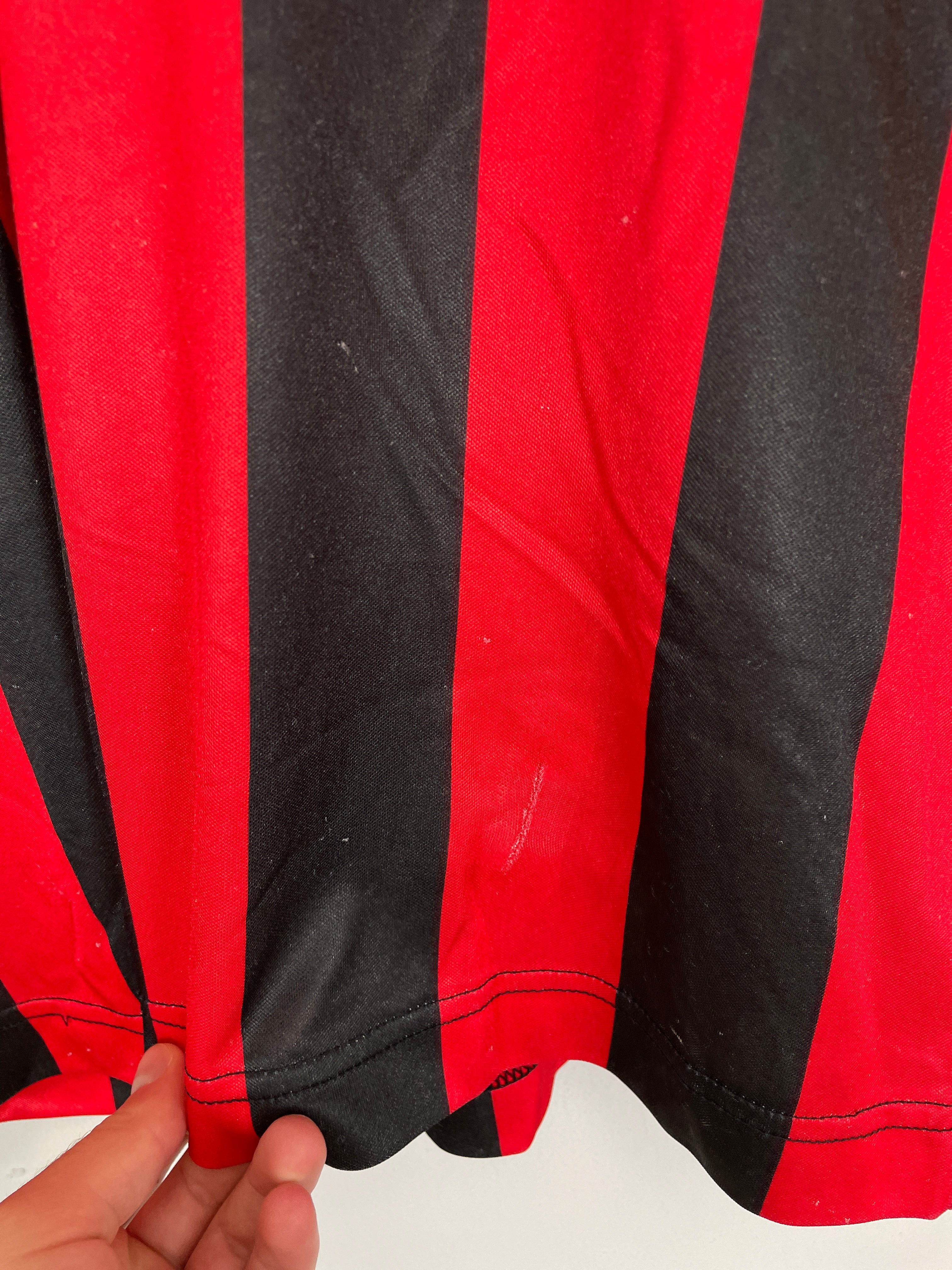 Shop 1989/90 AC MILAN #9 L/S HOME SHIRT (L) KAPPA, classic football shirts, vintage football shirts & retro soccer jerseys at Cult Kits