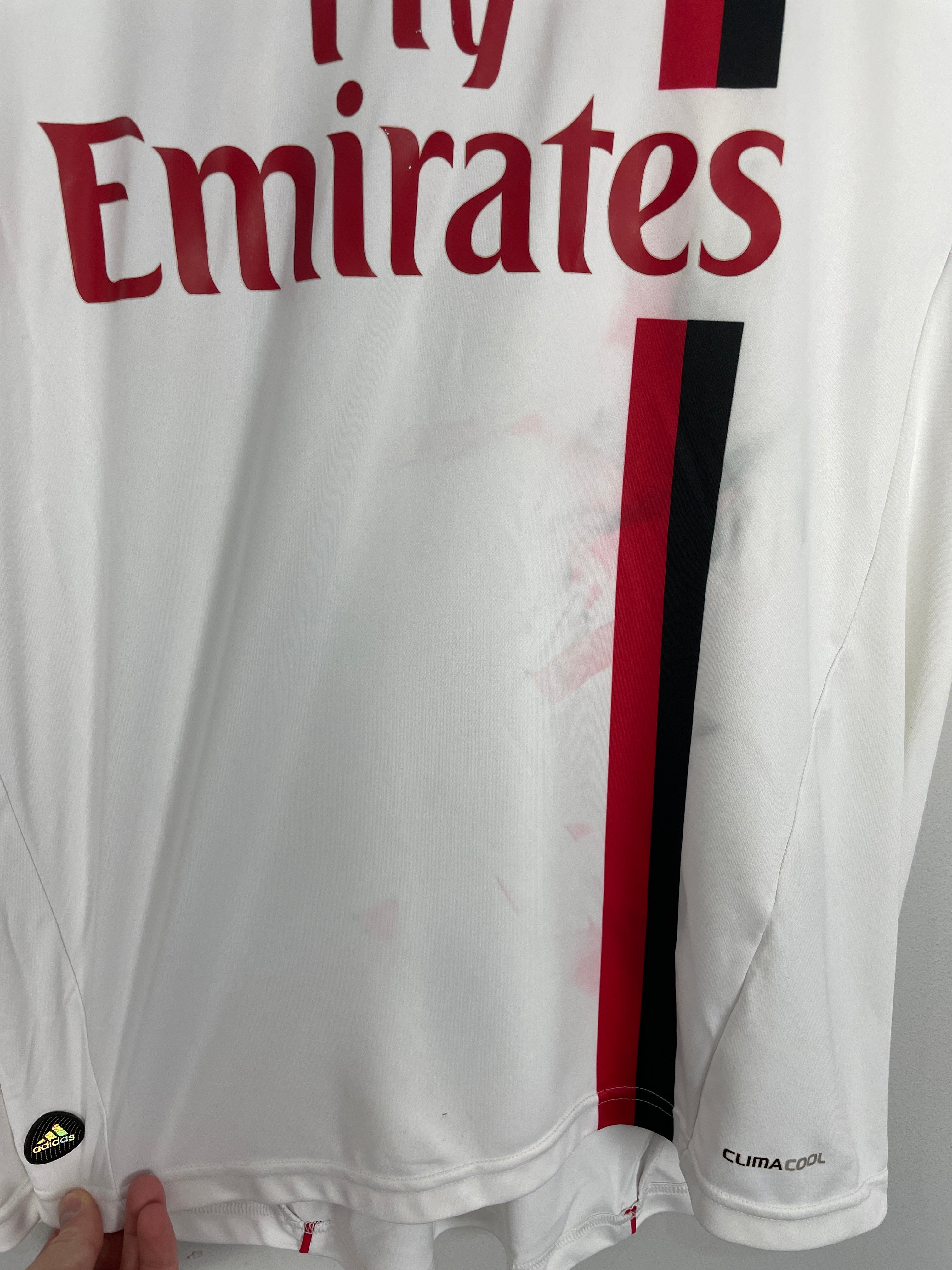 Shop 2011/12 AC MILAN AWAY SHIRT (L) ADIDAS, classic football shirts, vintage football shirts & retro soccer jerseys at Cult Kits