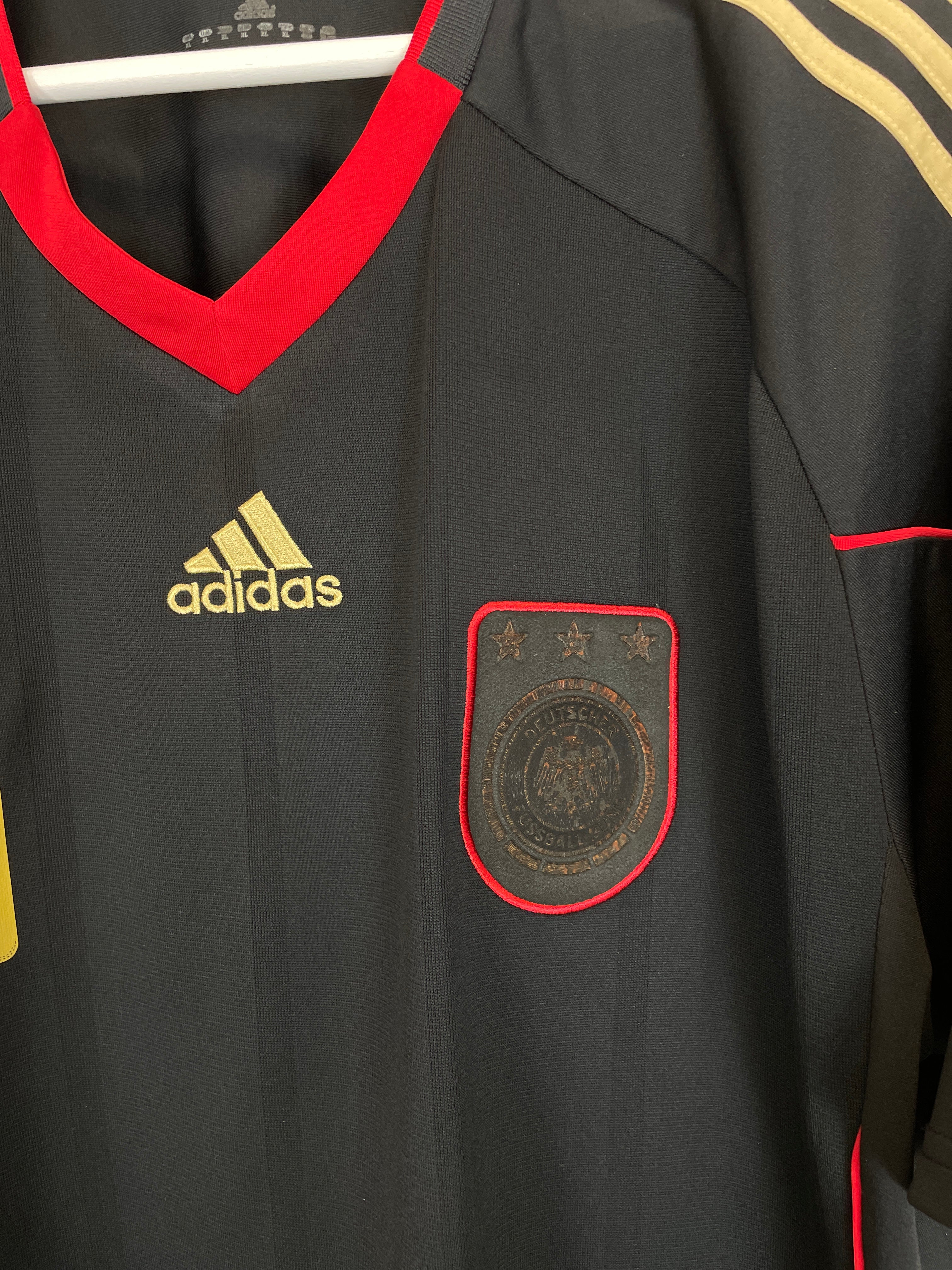 Shop 2010/11 GERMANY KLOSE #11 AWAY SHIRT (XL) ADIDAS, classic football shirts, vintage football shirts & retro soccer jerseys at Cult Kits