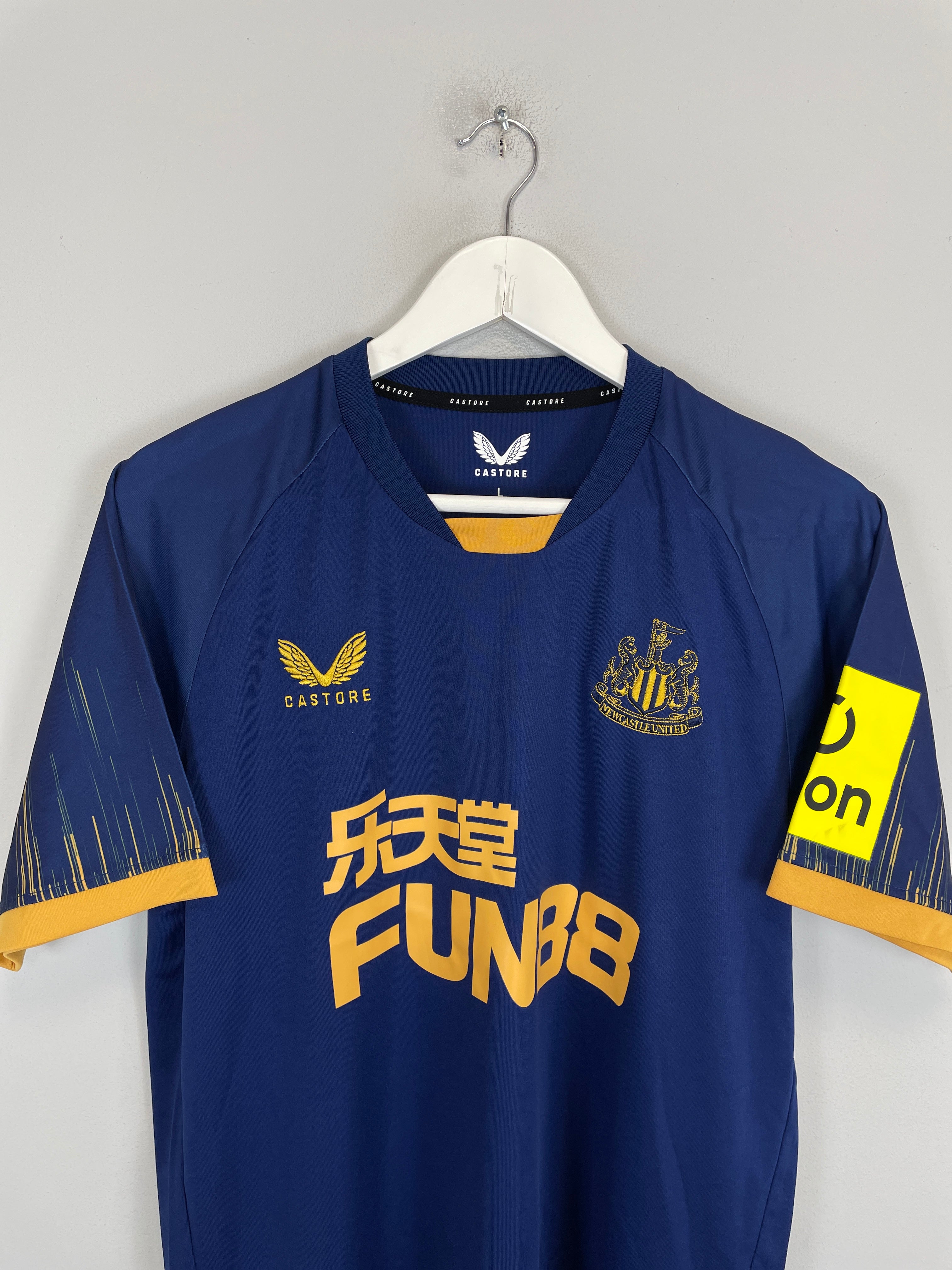 Shop 2022/23 NEWCASTLE UNITED BOTMAN #4 AWAY SHIRT (L) CASTORE, classic football shirts, vintage football shirts & retro soccer jerseys at Cult Kits