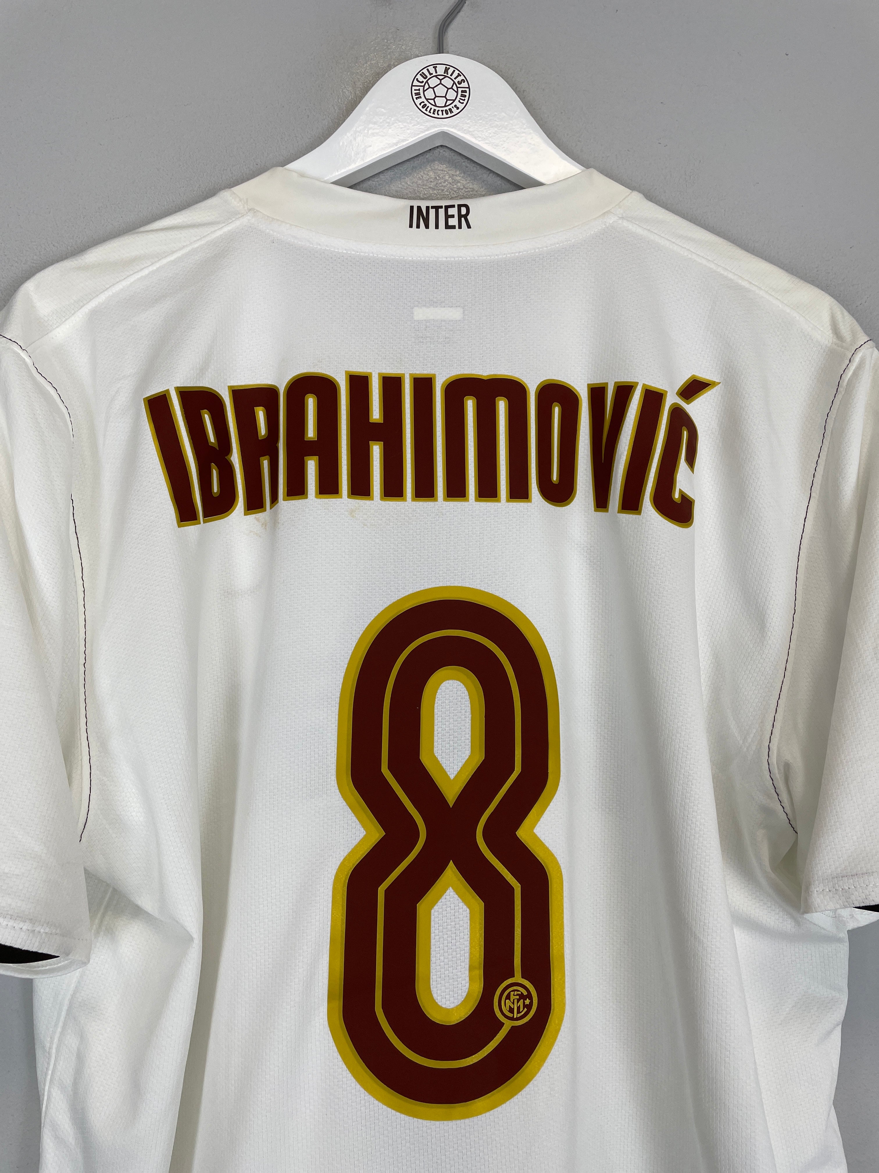 Shop 2008/09 INTER MILAN IBRAHIMOVIC #8 AWAY SHIRT (XL) NIKE, classic football shirts, vintage football shirts & retro soccer jerseys at Cult Kits