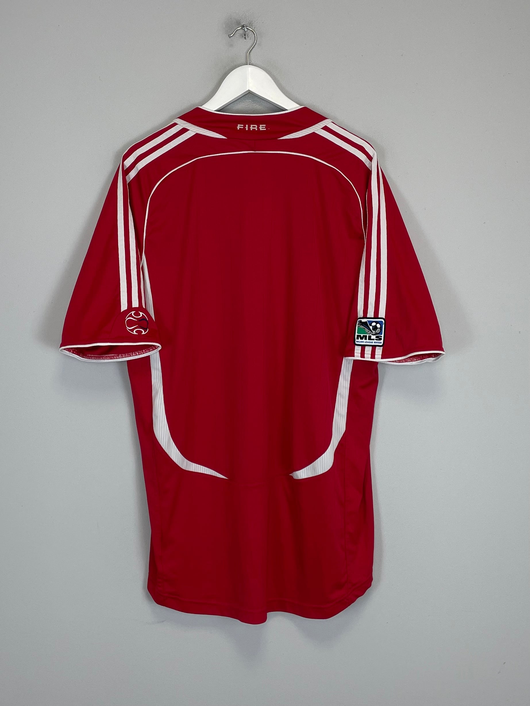 Shop 2006/07 CHICAGO FIRE HOME SHIRT (XL) ADIDAS, classic football shirts, vintage football shirts & retro soccer jerseys at Cult Kits